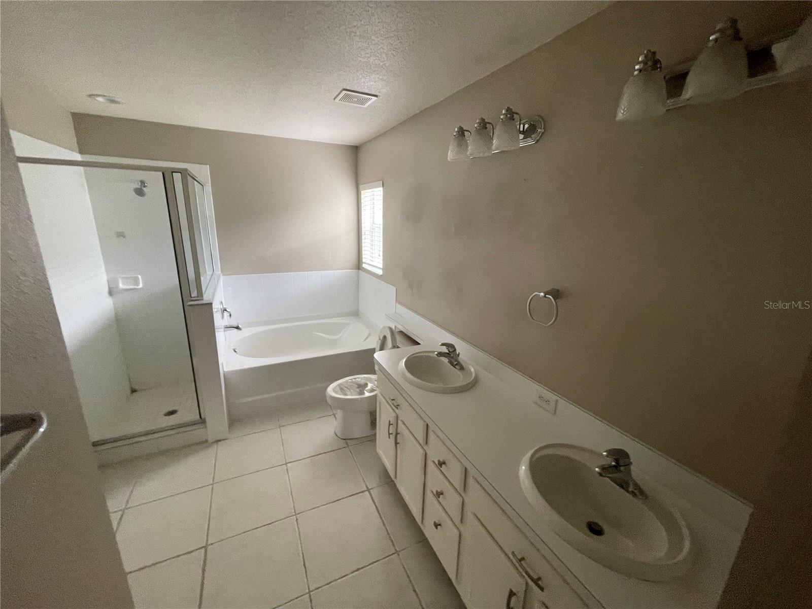 7533 MERCHANTVILLE CIR, ZEPHYRHILLS, FL, 33540