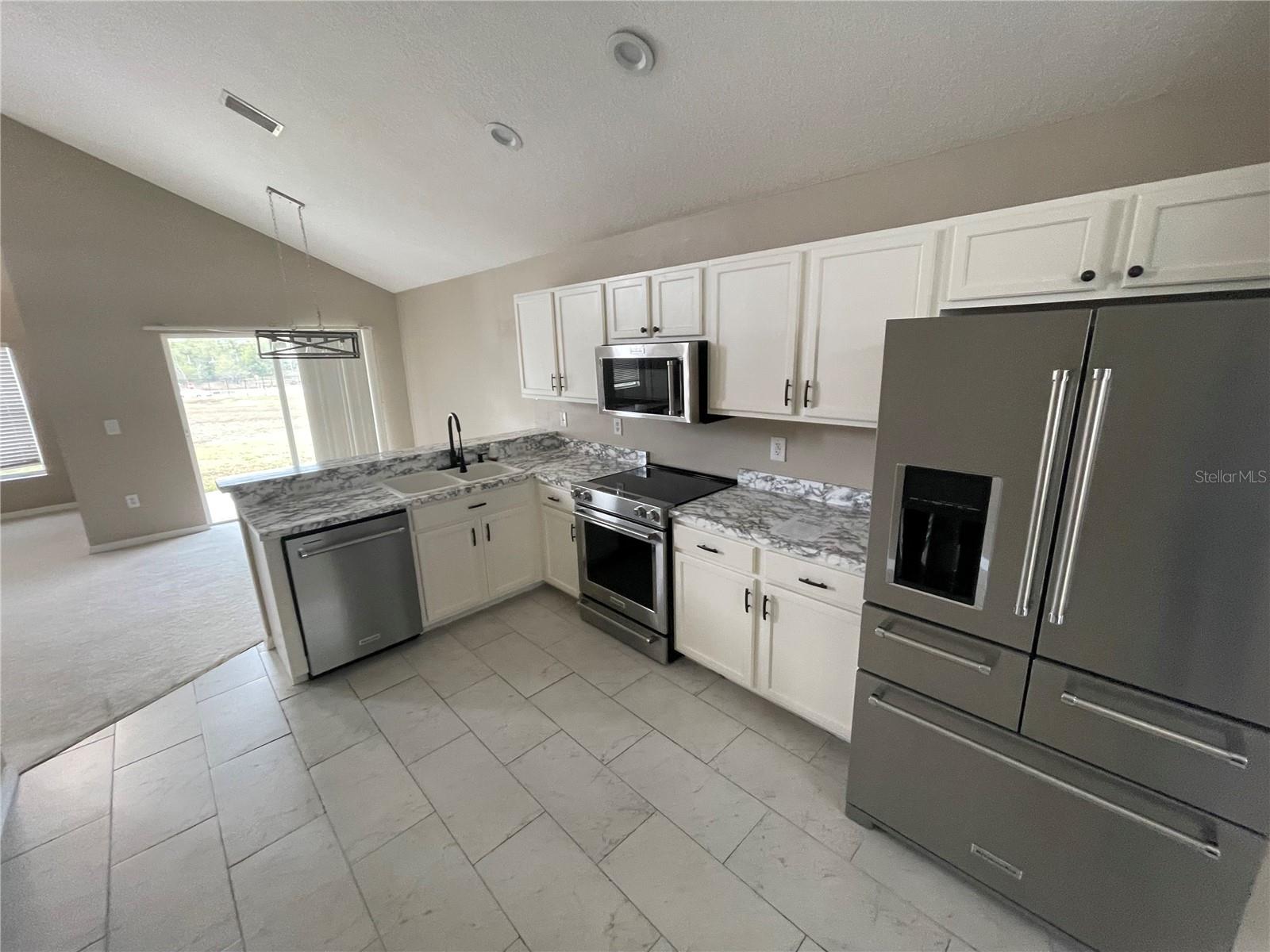 7533 MERCHANTVILLE CIR, ZEPHYRHILLS, FL, 33540