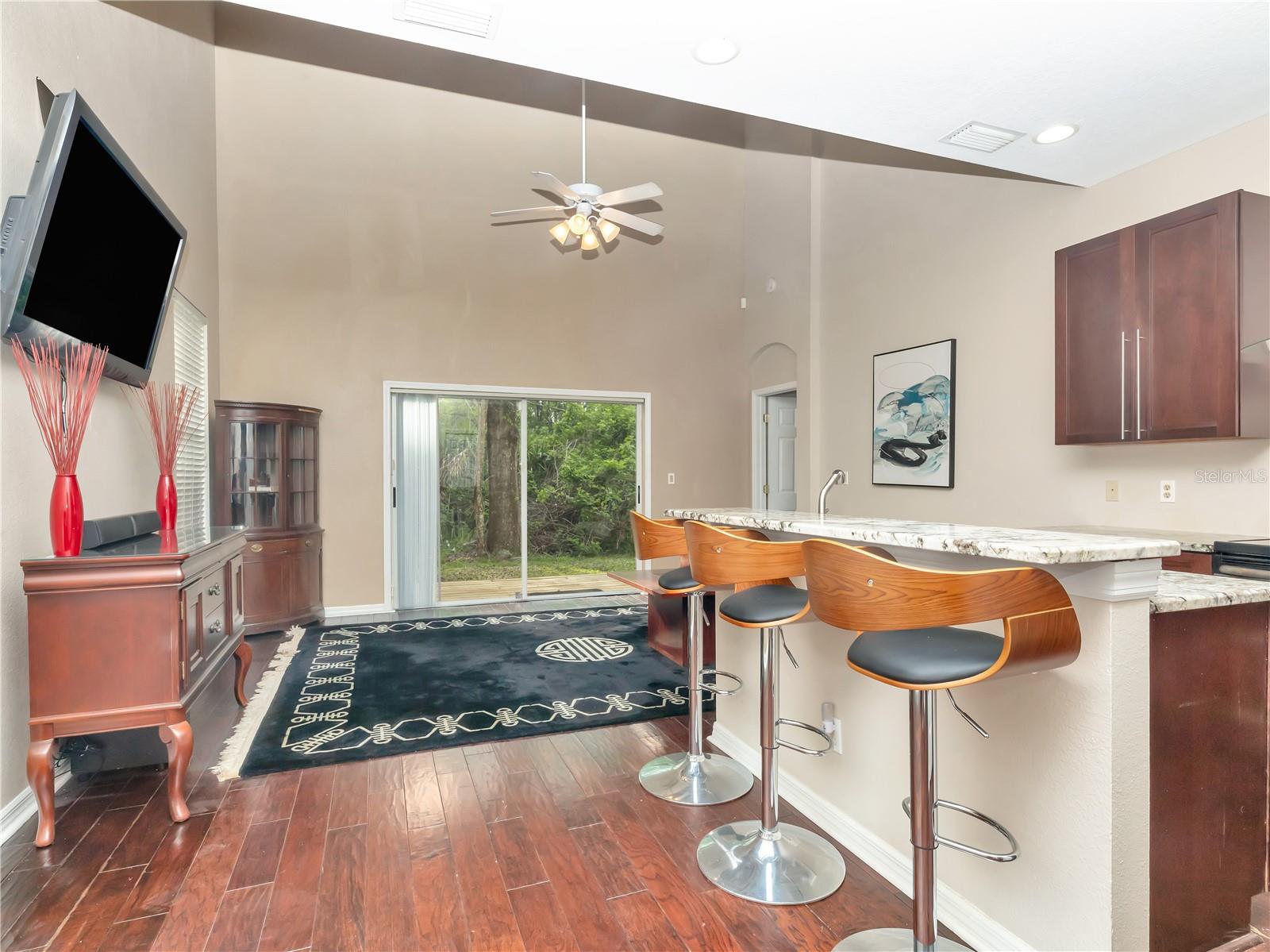 8811 CASABLANCA WAY #1, TAMPA, FL, 33626