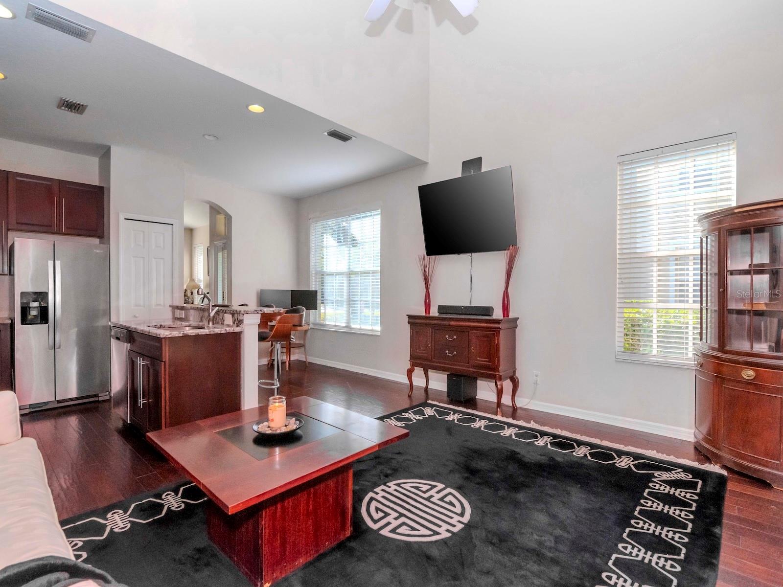 8811 CASABLANCA WAY #1, TAMPA, FL, 33626