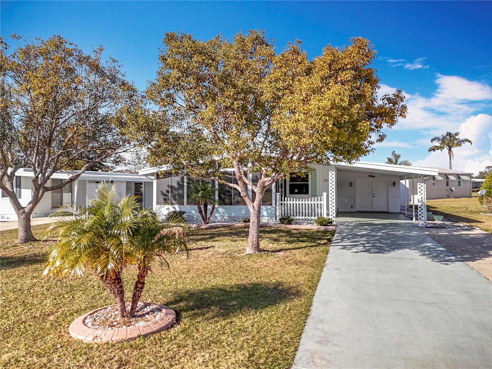1026 CAPELLA DR, TAVARES, FL, 32778