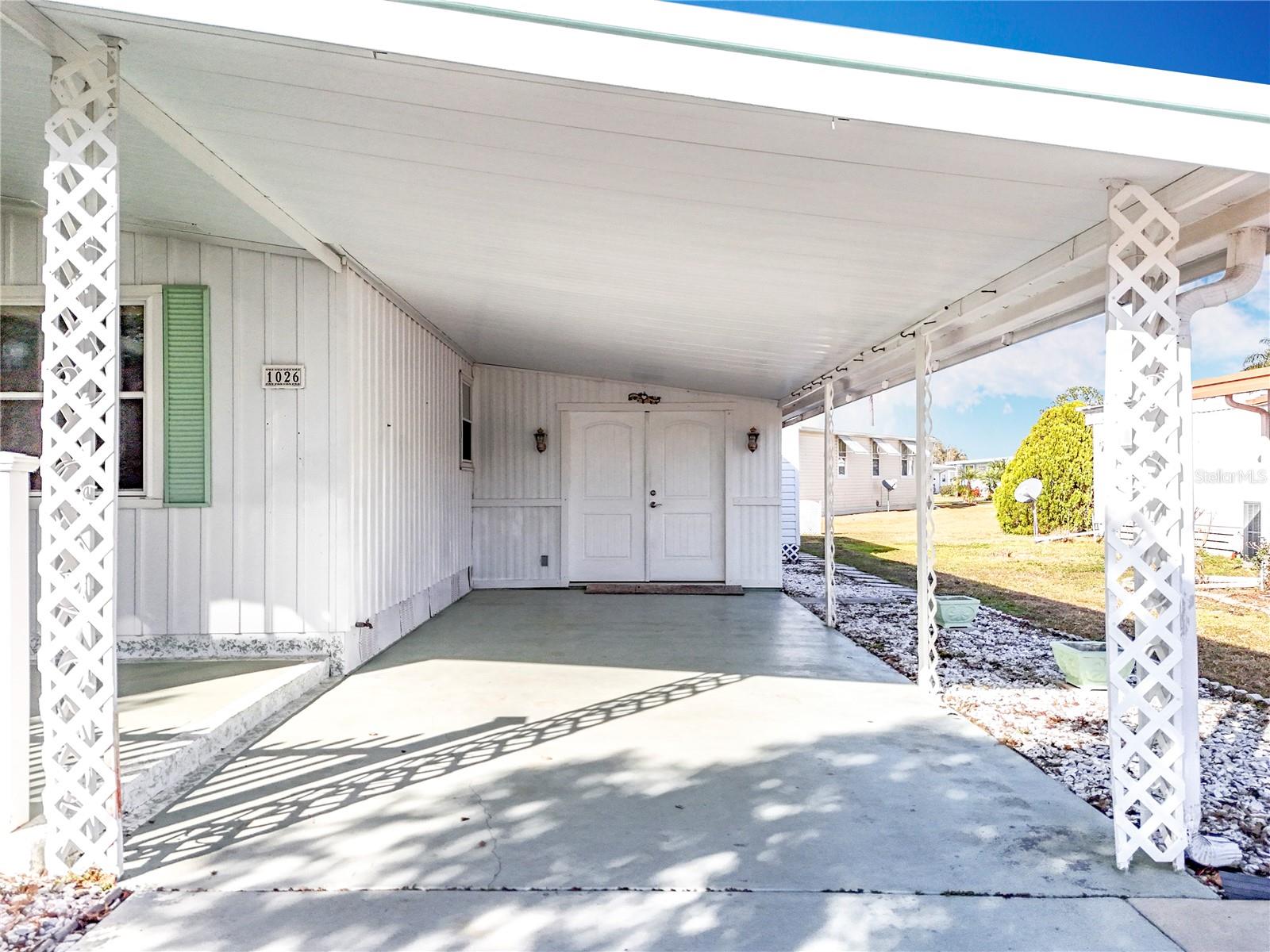 1026 CAPELLA DR, TAVARES, FL, 32778