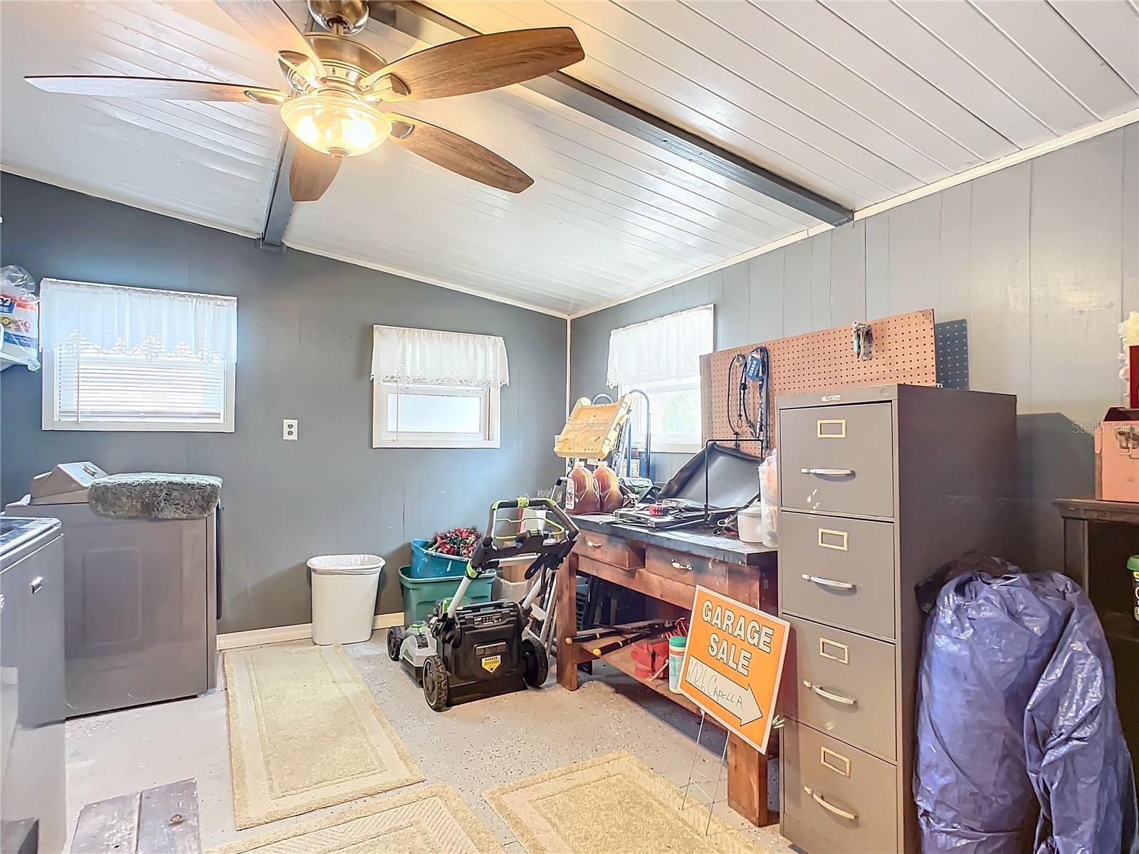 1026 CAPELLA DR, TAVARES, FL, 32778