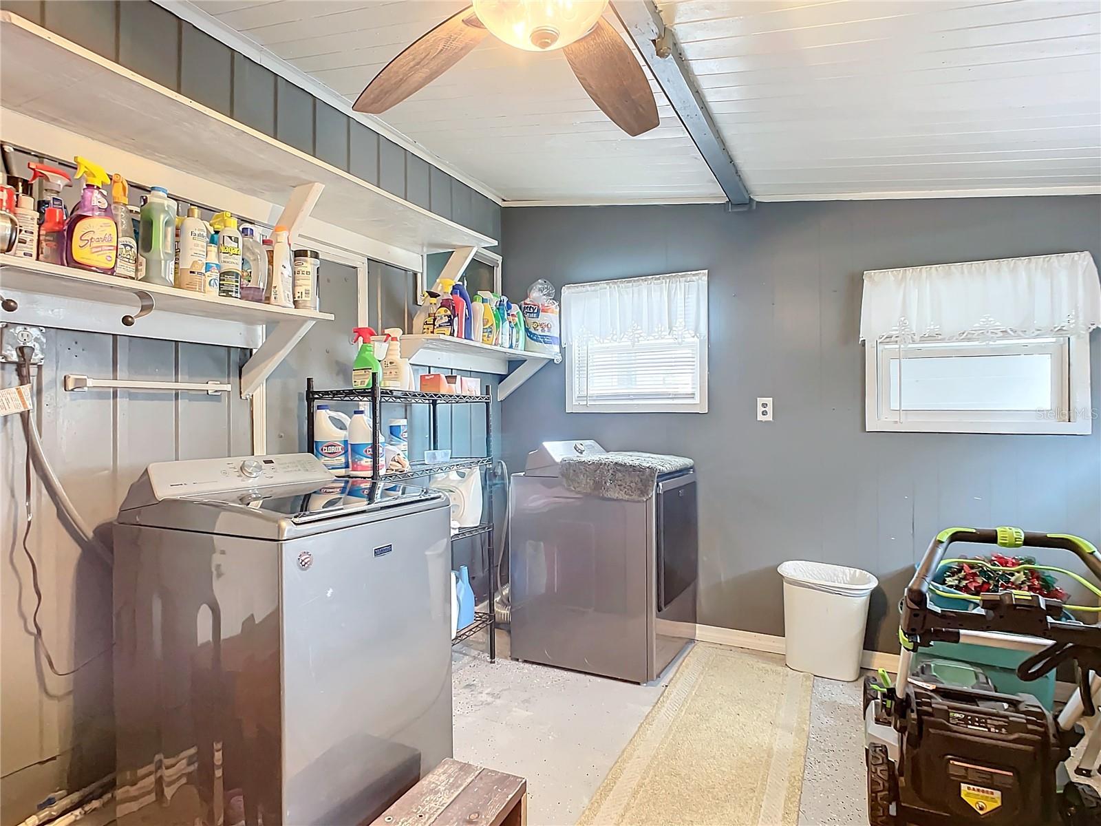 1026 CAPELLA DR, TAVARES, FL, 32778