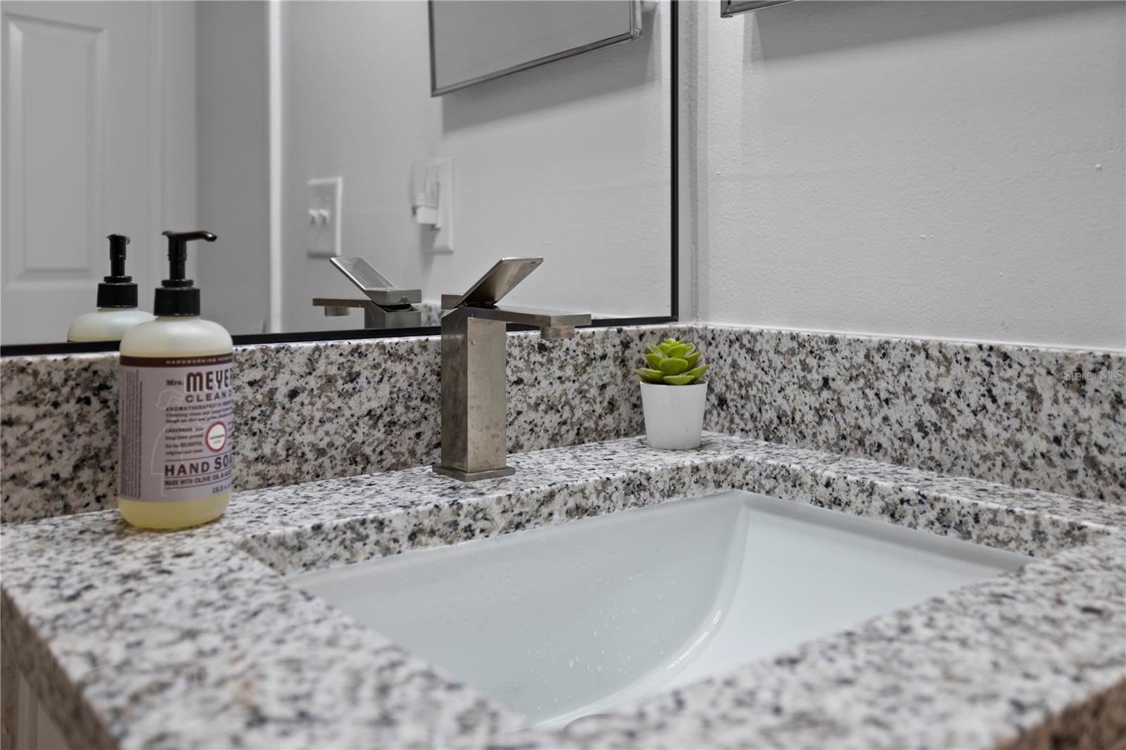 1606 SANDY POINT SQ #53, ORLANDO, FL, 32807
