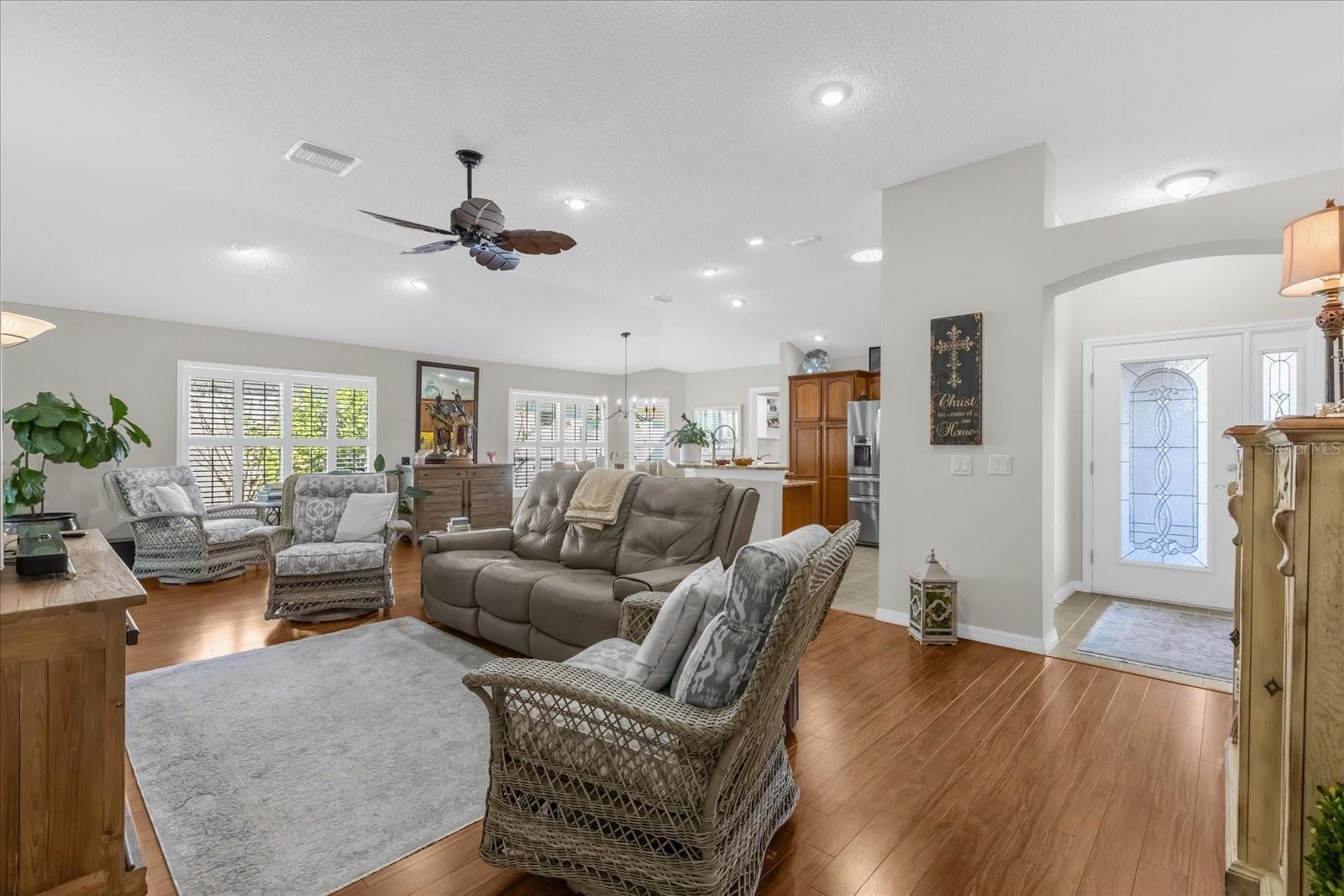 1038 COTTAGEVILLE LN, THE VILLAGES, FL, 32162