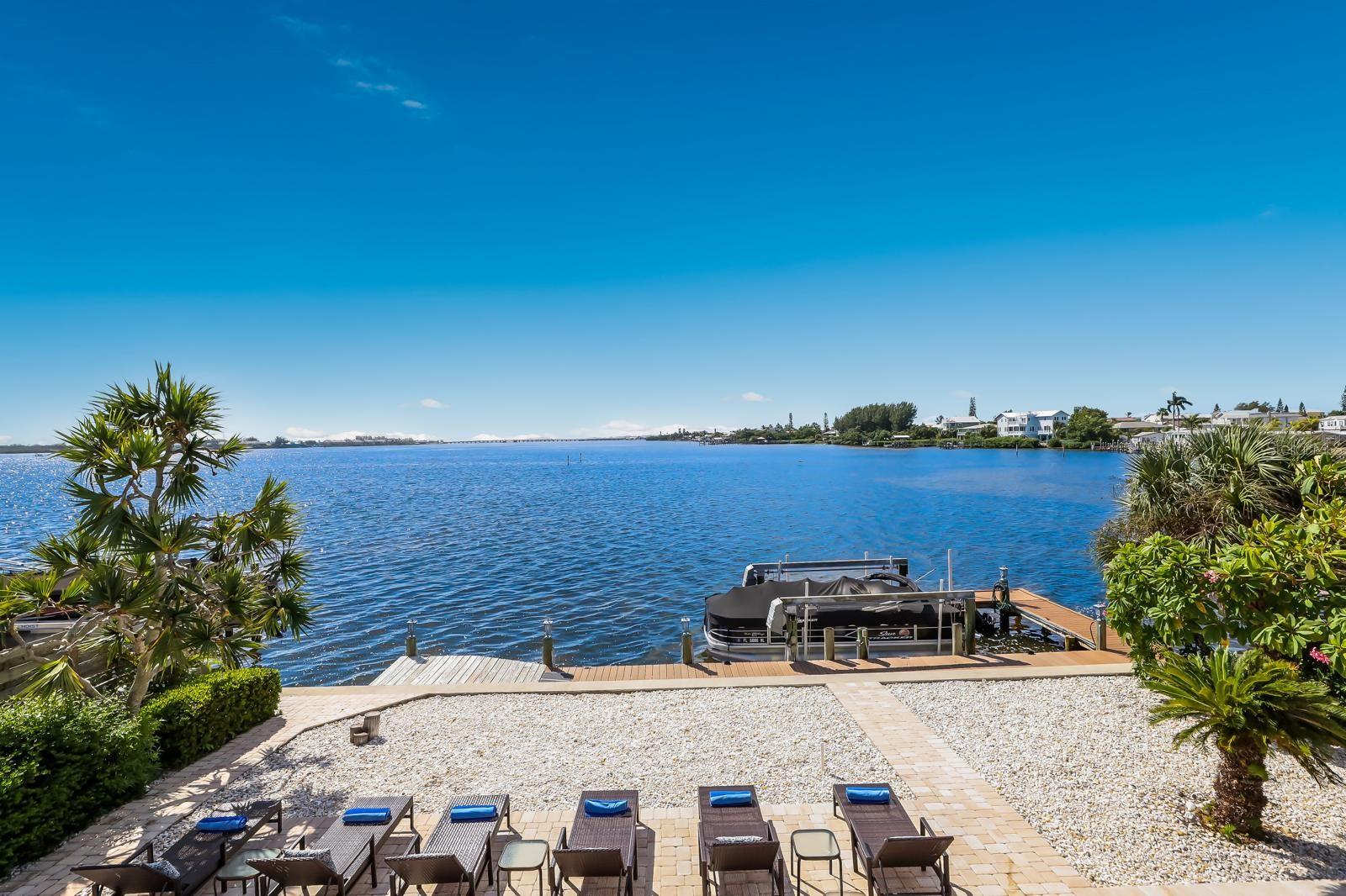 515 BAYVIEW DR, HOLMES BEACH, FL, 34217