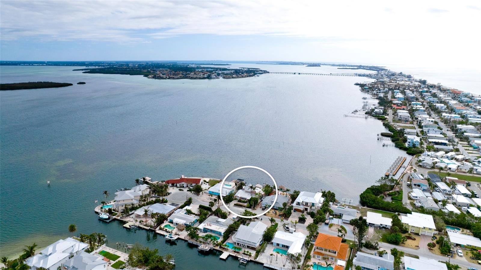 515 BAYVIEW DR, HOLMES BEACH, FL, 34217