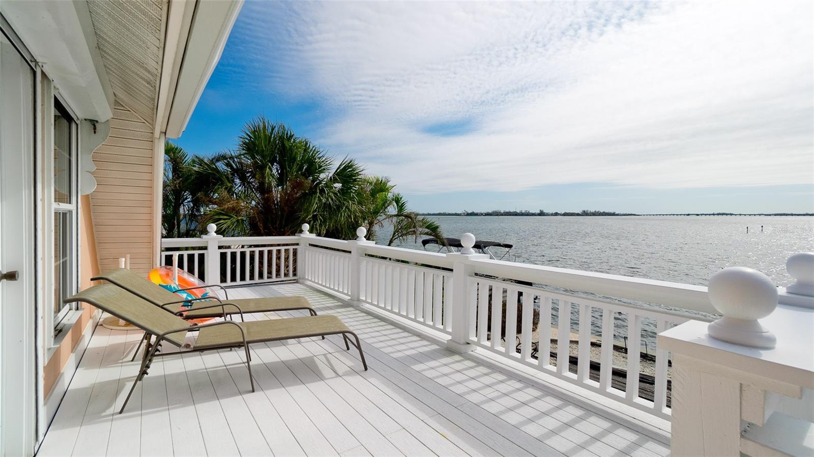 515 BAYVIEW DR, HOLMES BEACH, FL, 34217