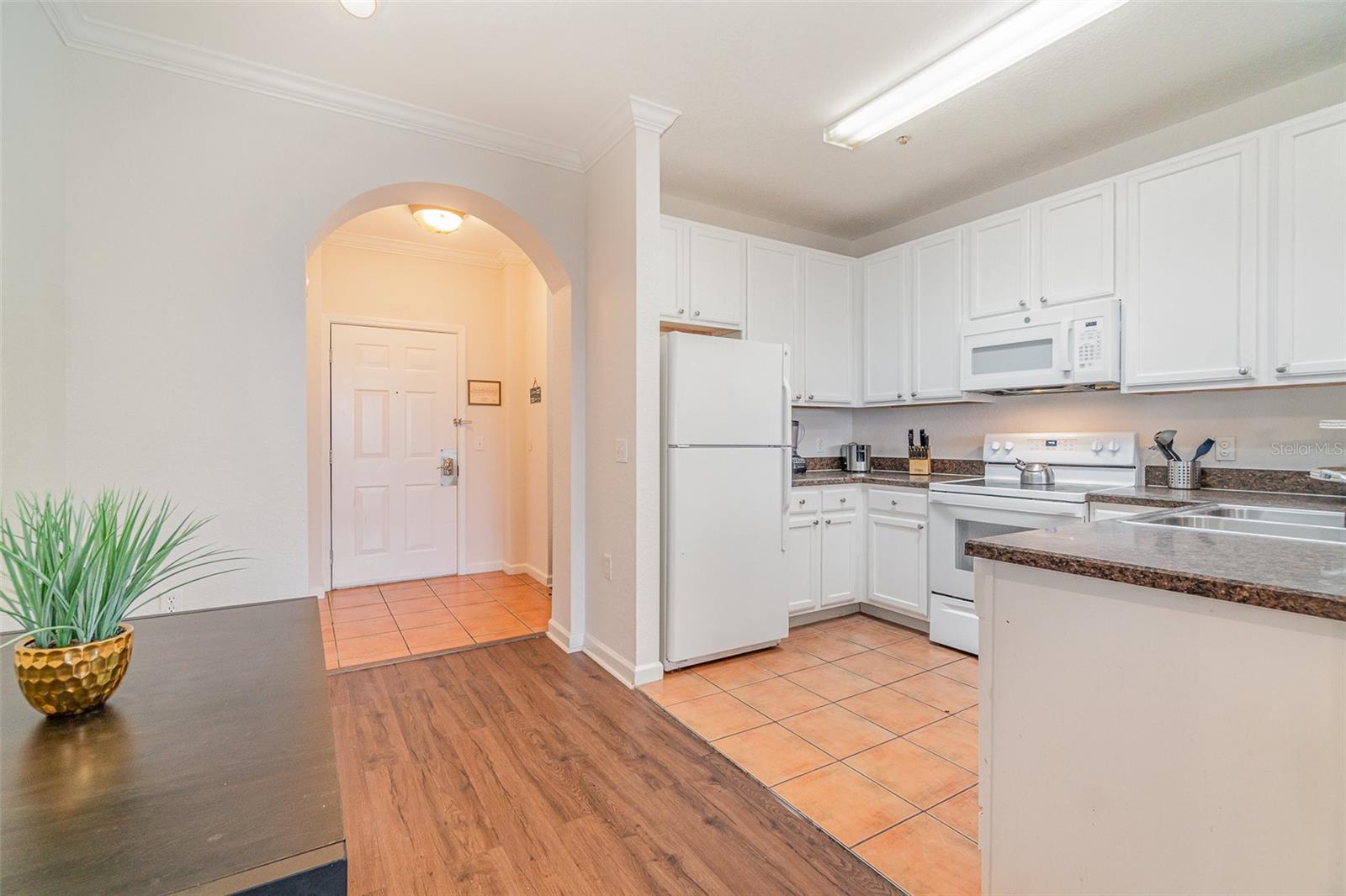 14200 AVALON RD #406, WINTER GARDEN, FL, 34787
