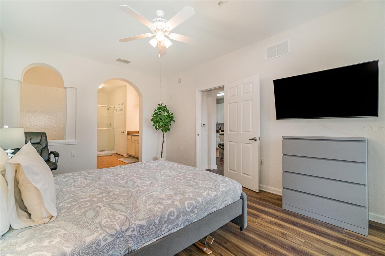 14200 AVALON RD #406, WINTER GARDEN, FL, 34787