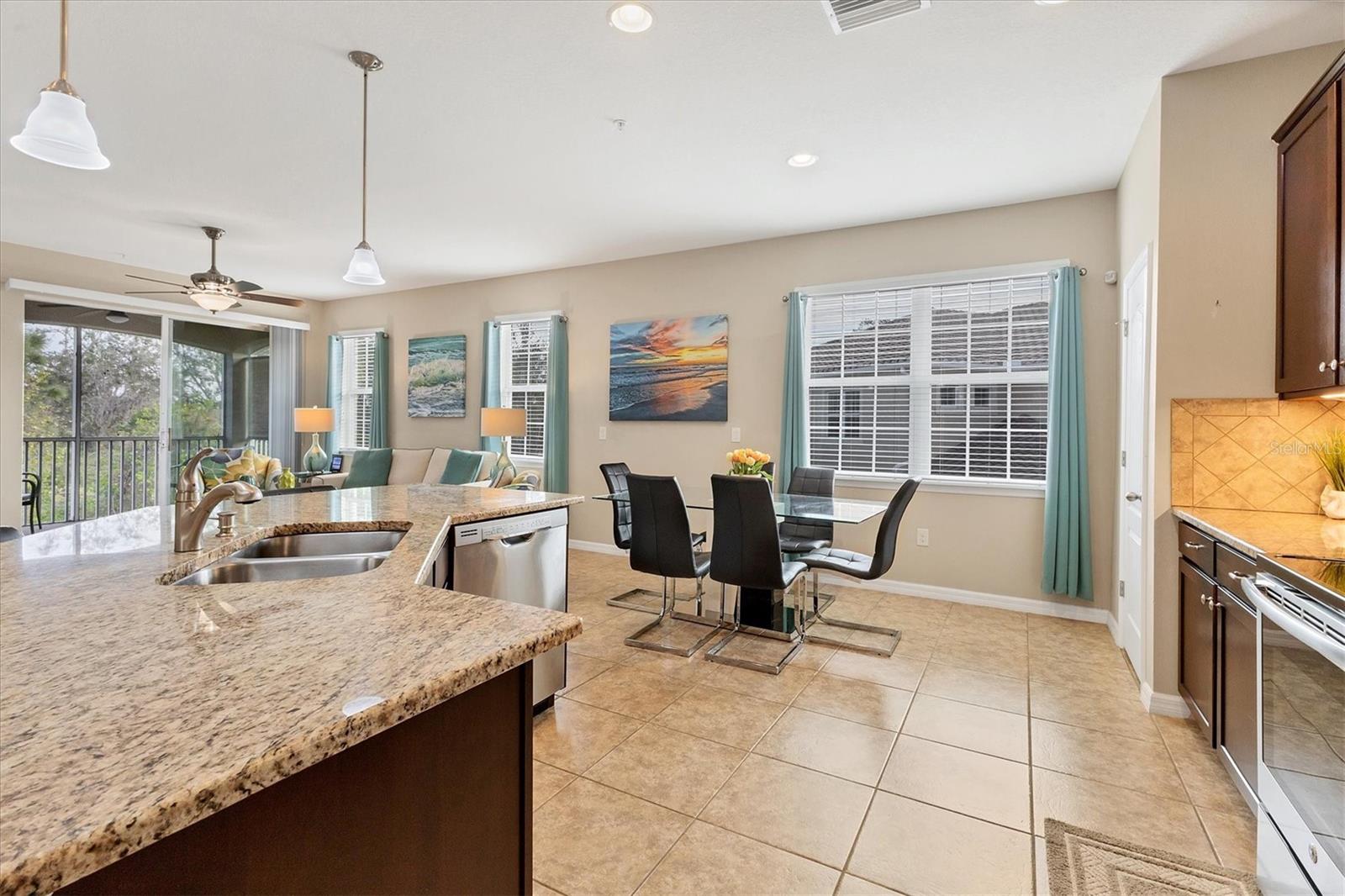 8150 ENCLAVE WAY #104, SARASOTA, FL, 34243
