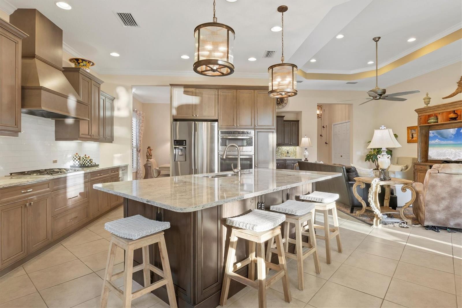 7504 WINDY HILL CV, LAKEWOOD RANCH, FL, 34202