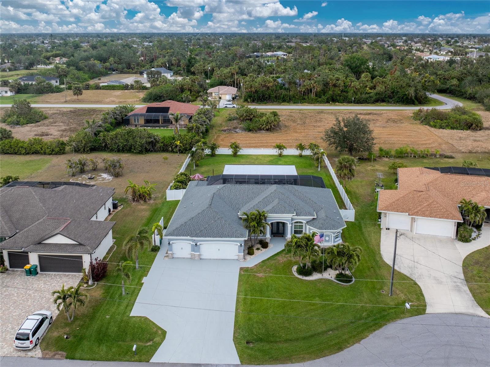 142 ISLAND CT, ROTONDA WEST, FL, 33947