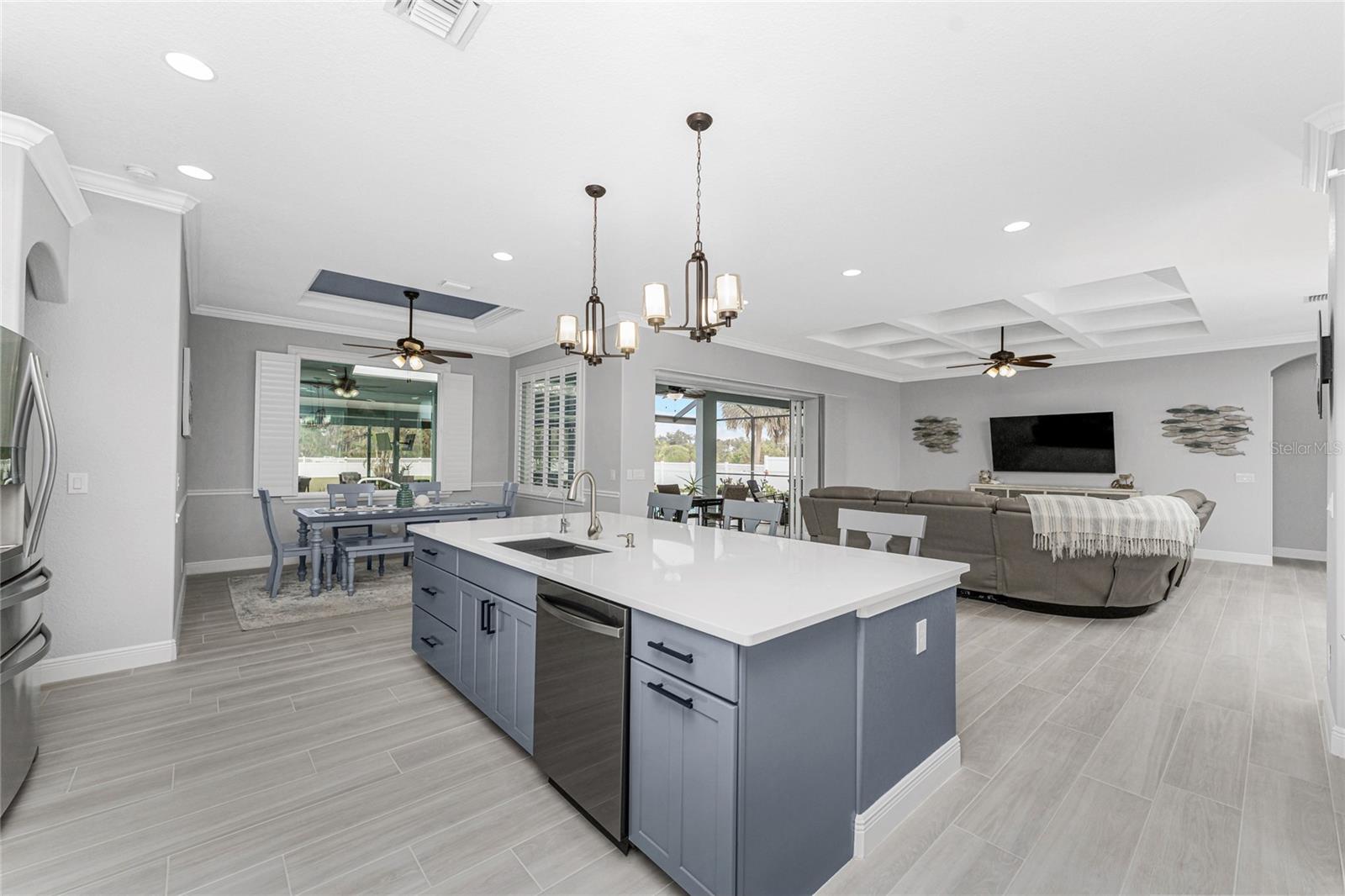 142 ISLAND CT, ROTONDA WEST, FL, 33947