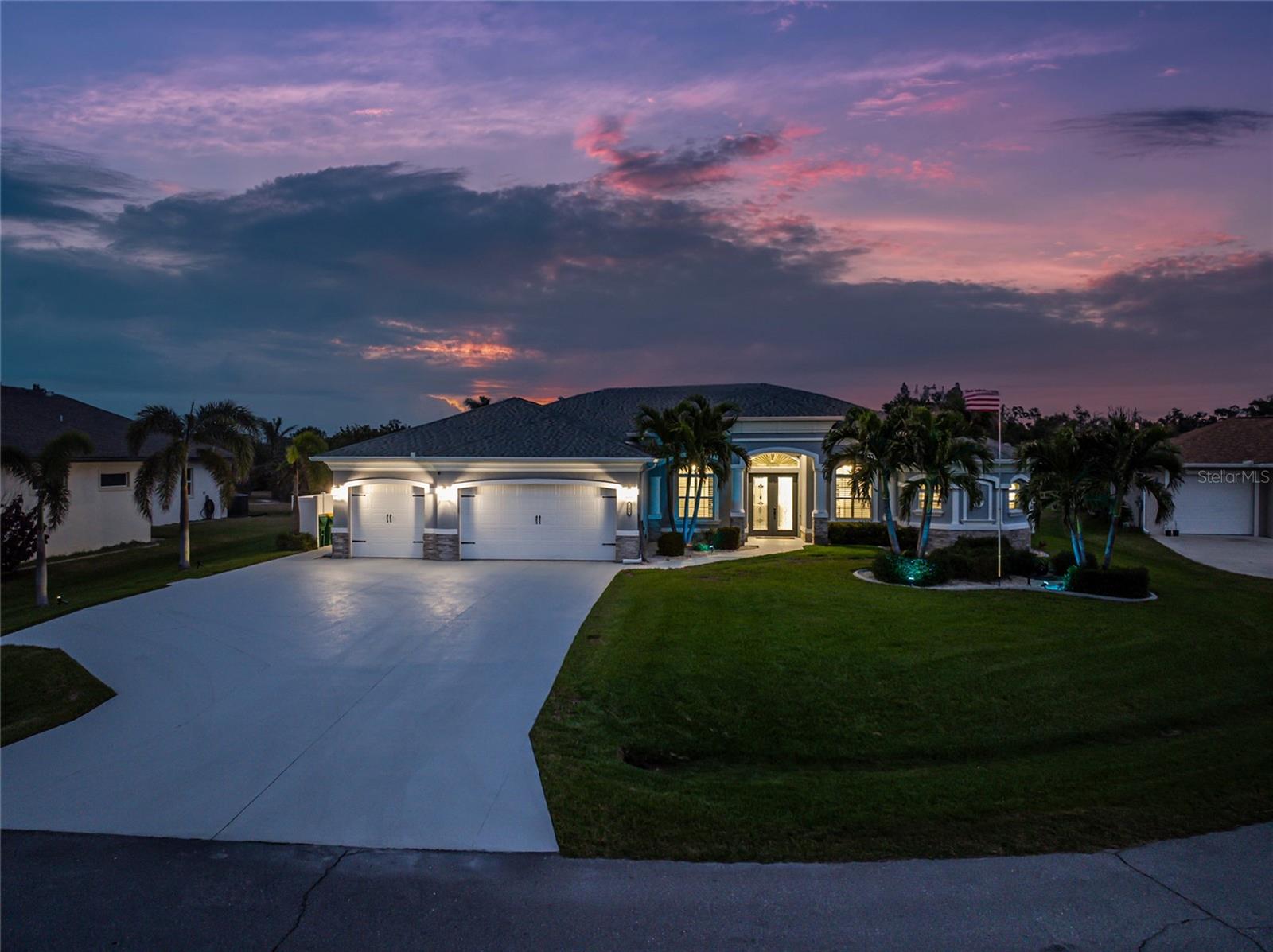 142 ISLAND CT, ROTONDA WEST, FL, 33947