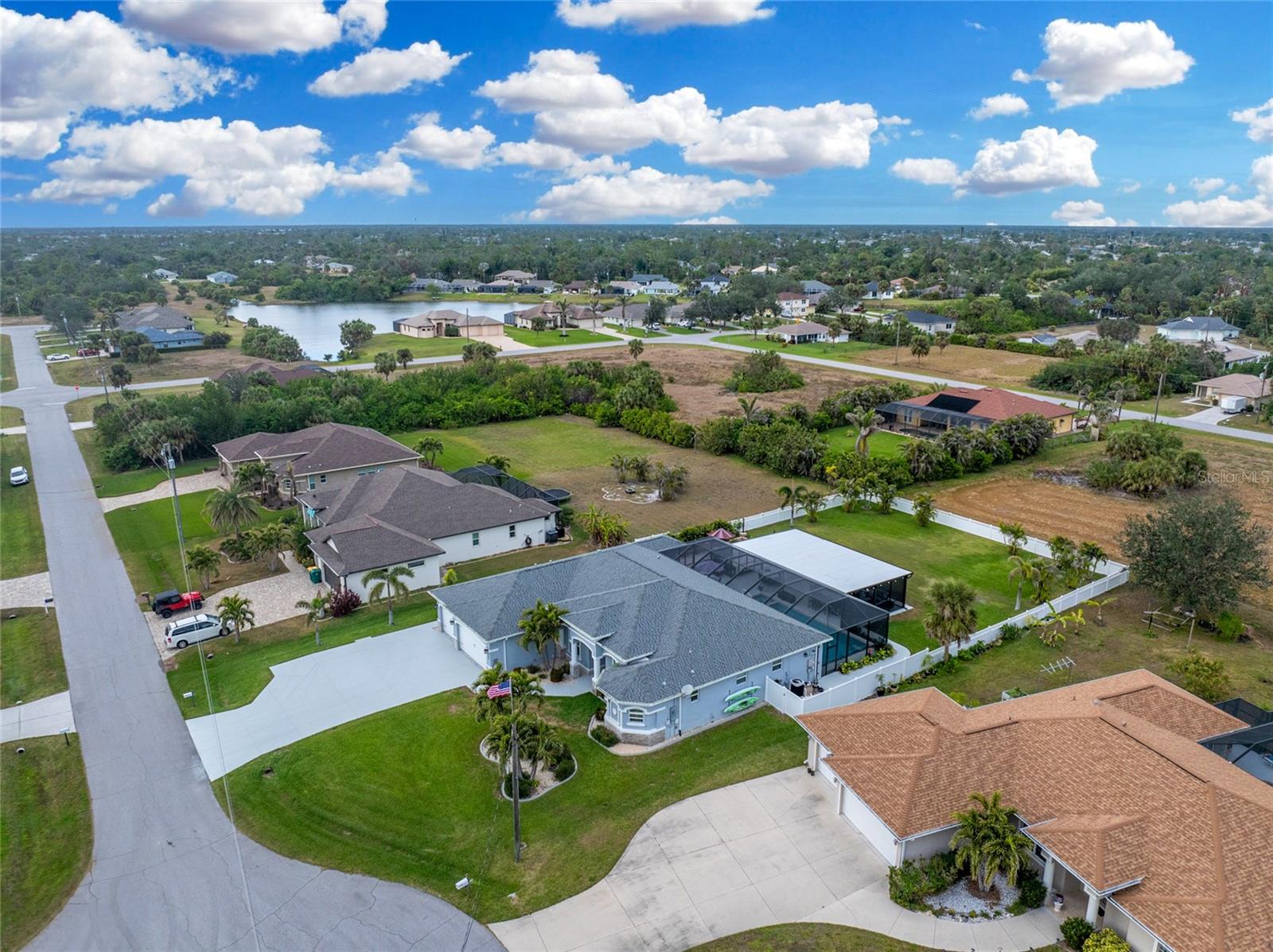 142 ISLAND CT, ROTONDA WEST, FL, 33947