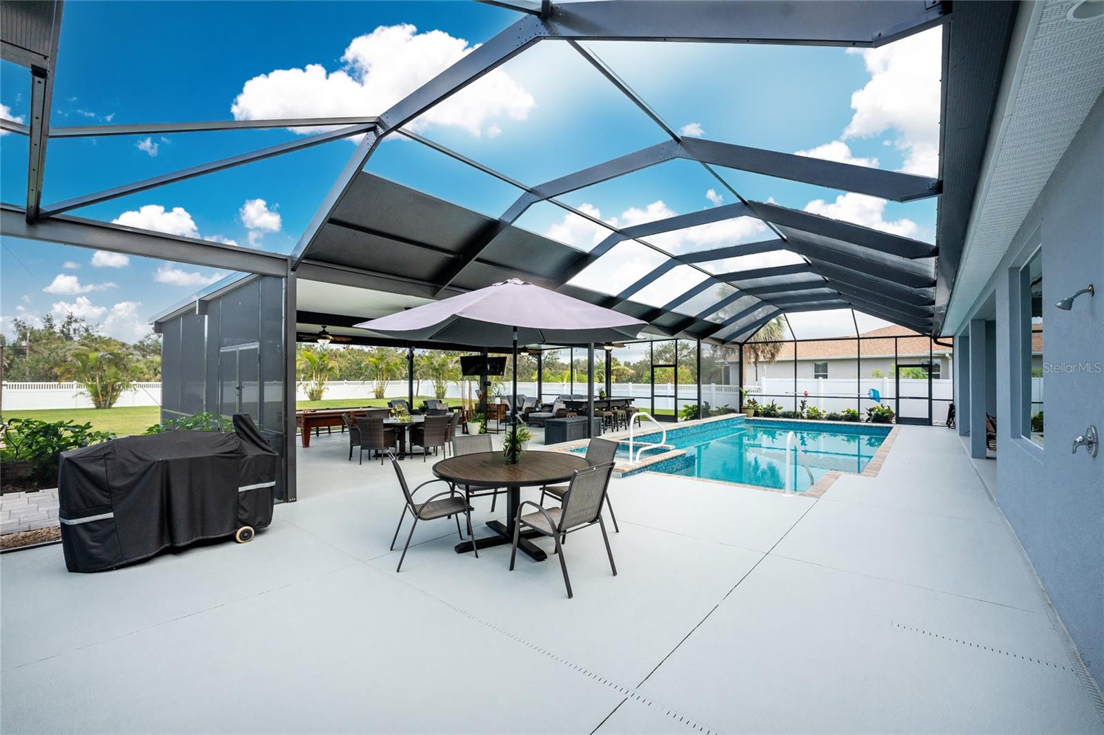 142 ISLAND CT, ROTONDA WEST, FL, 33947