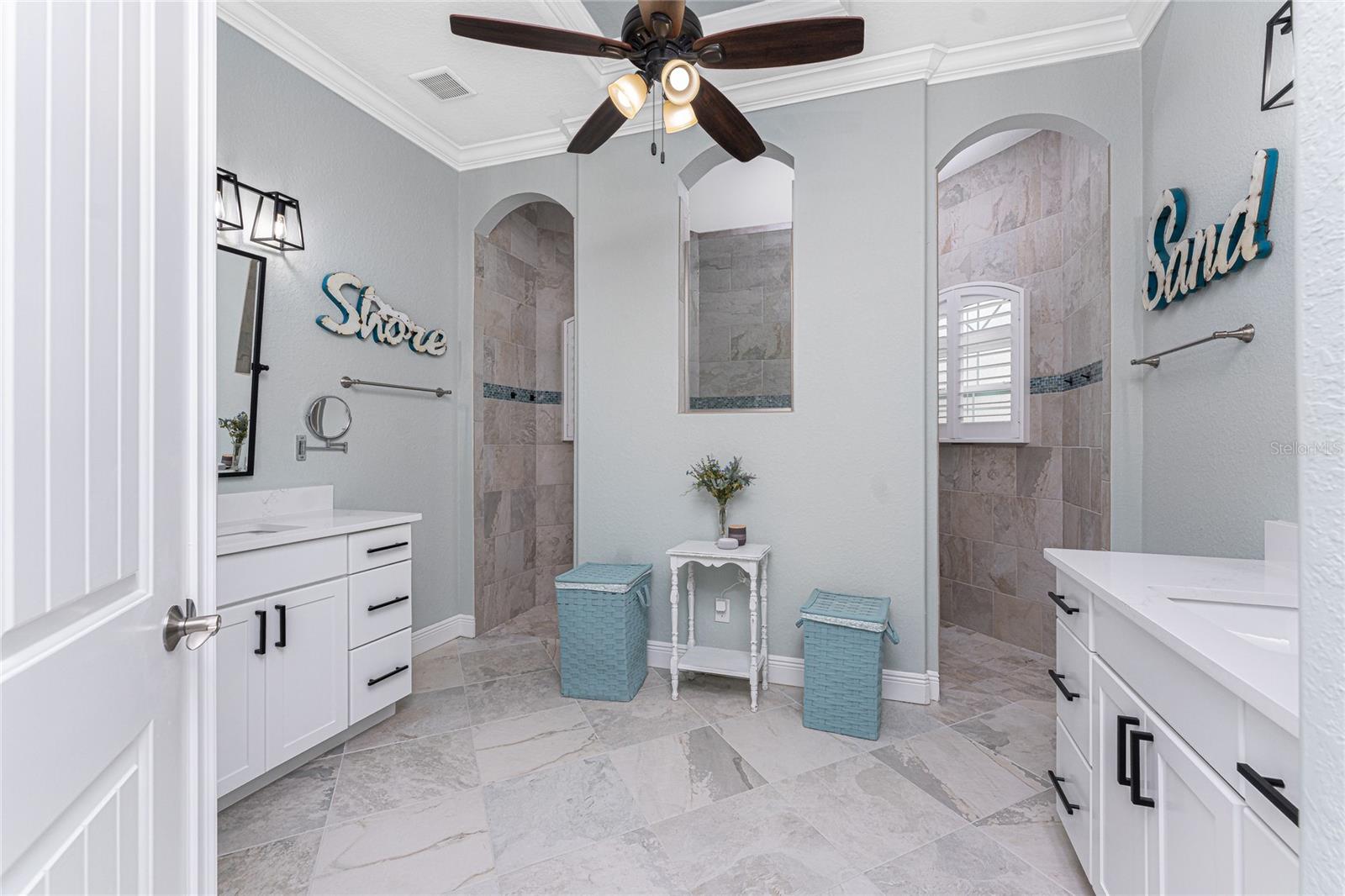 142 ISLAND CT, ROTONDA WEST, FL, 33947