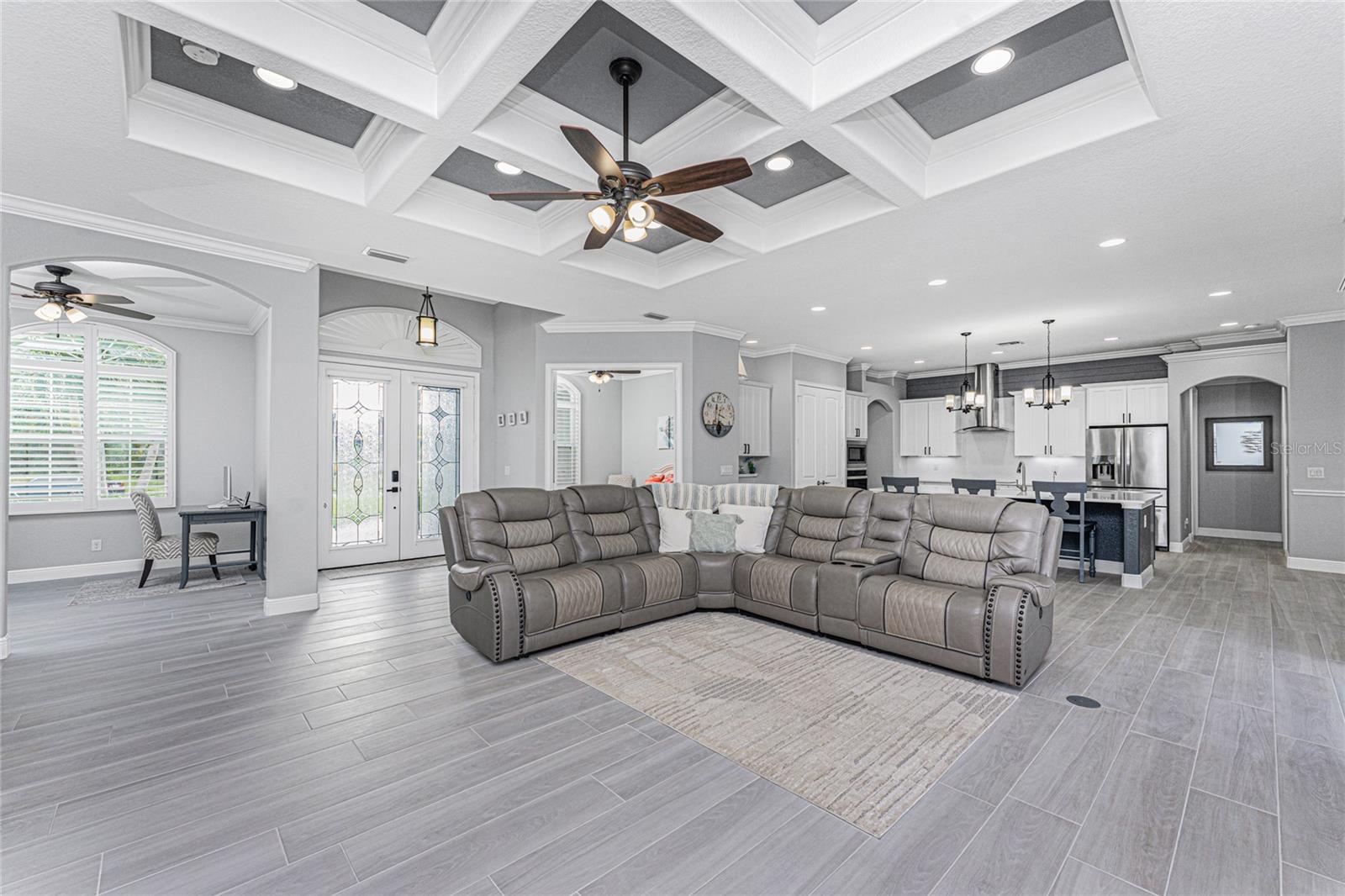 142 ISLAND CT, ROTONDA WEST, FL, 33947