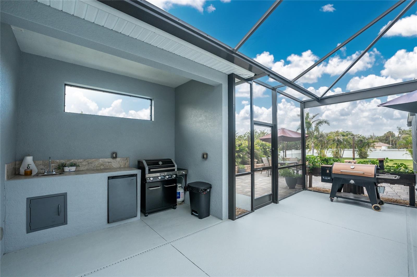 142 ISLAND CT, ROTONDA WEST, FL, 33947