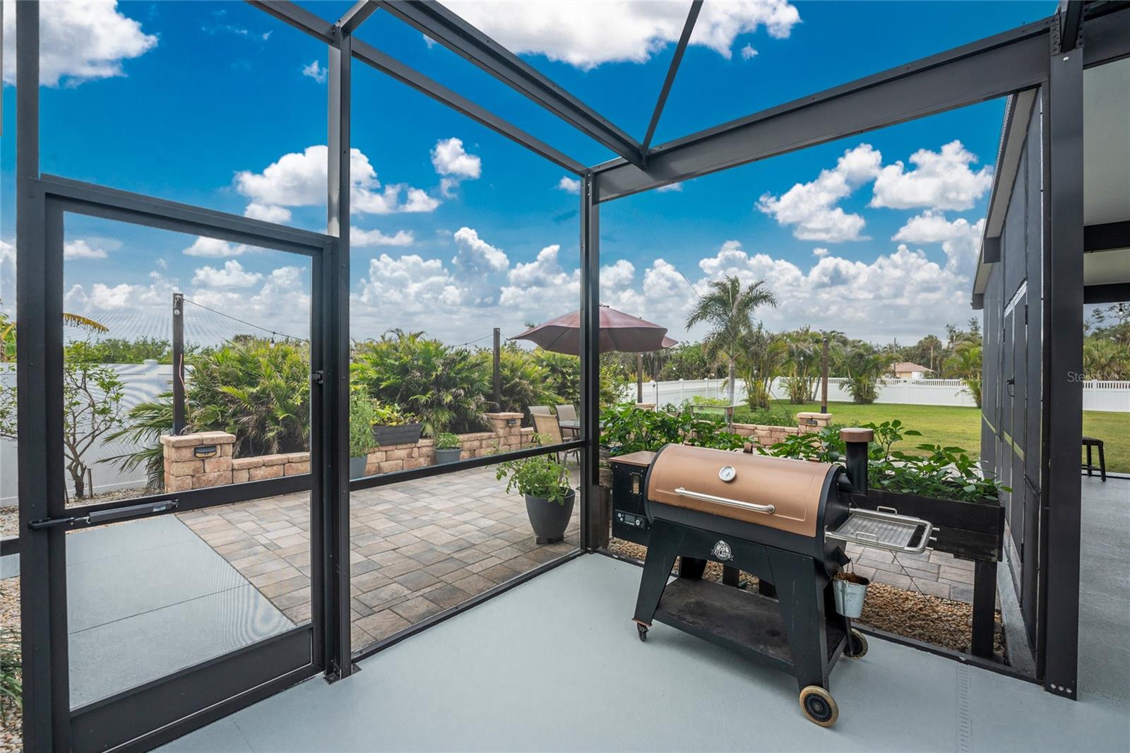142 ISLAND CT, ROTONDA WEST, FL, 33947