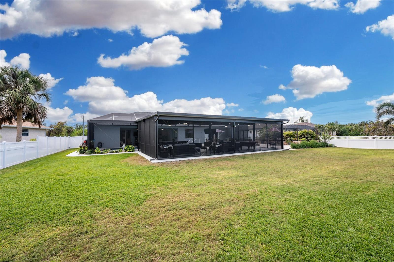 142 ISLAND CT, ROTONDA WEST, FL, 33947