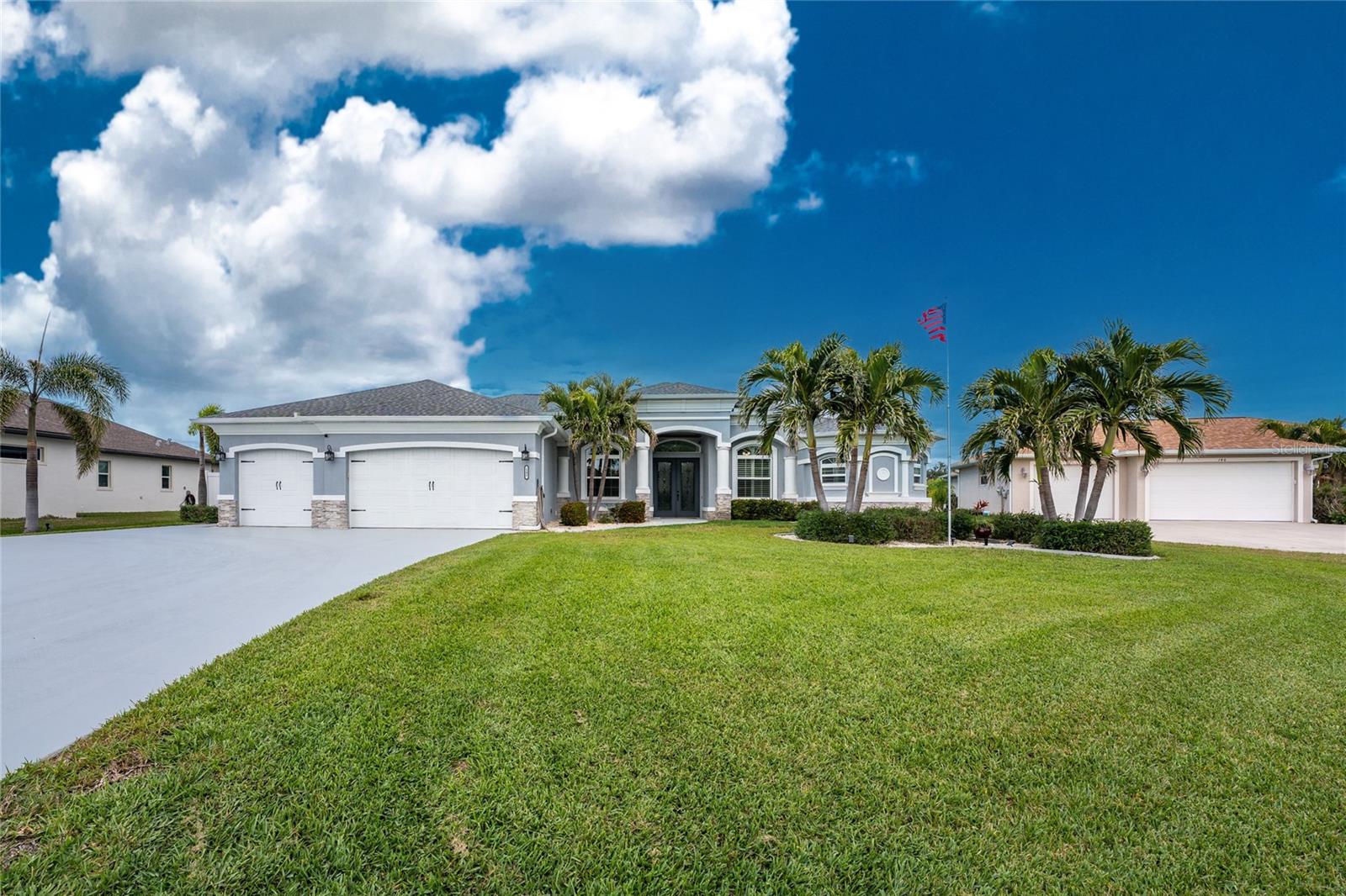 142 ISLAND CT, ROTONDA WEST, FL, 33947