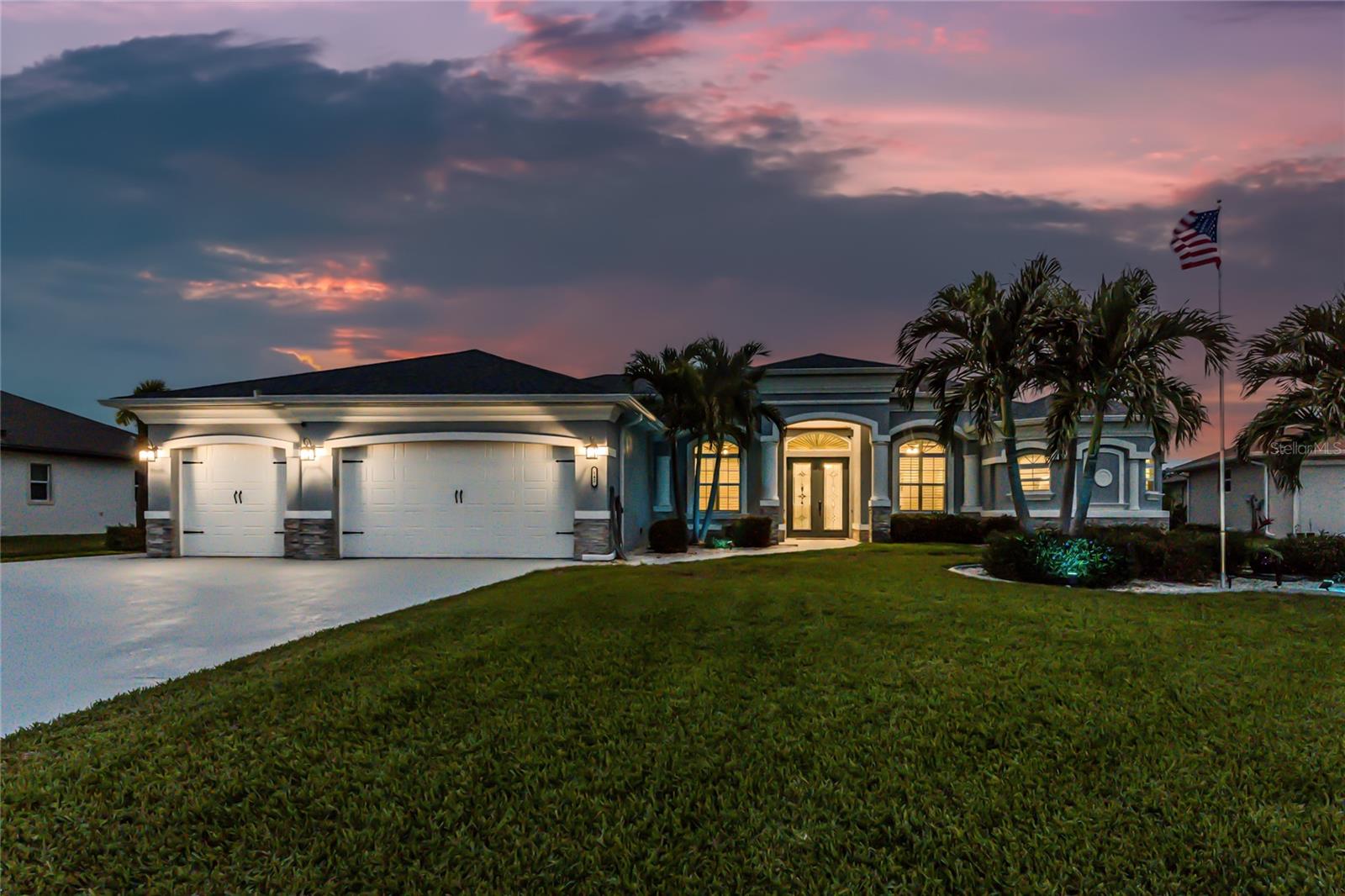 142 ISLAND CT, ROTONDA WEST, FL, 33947