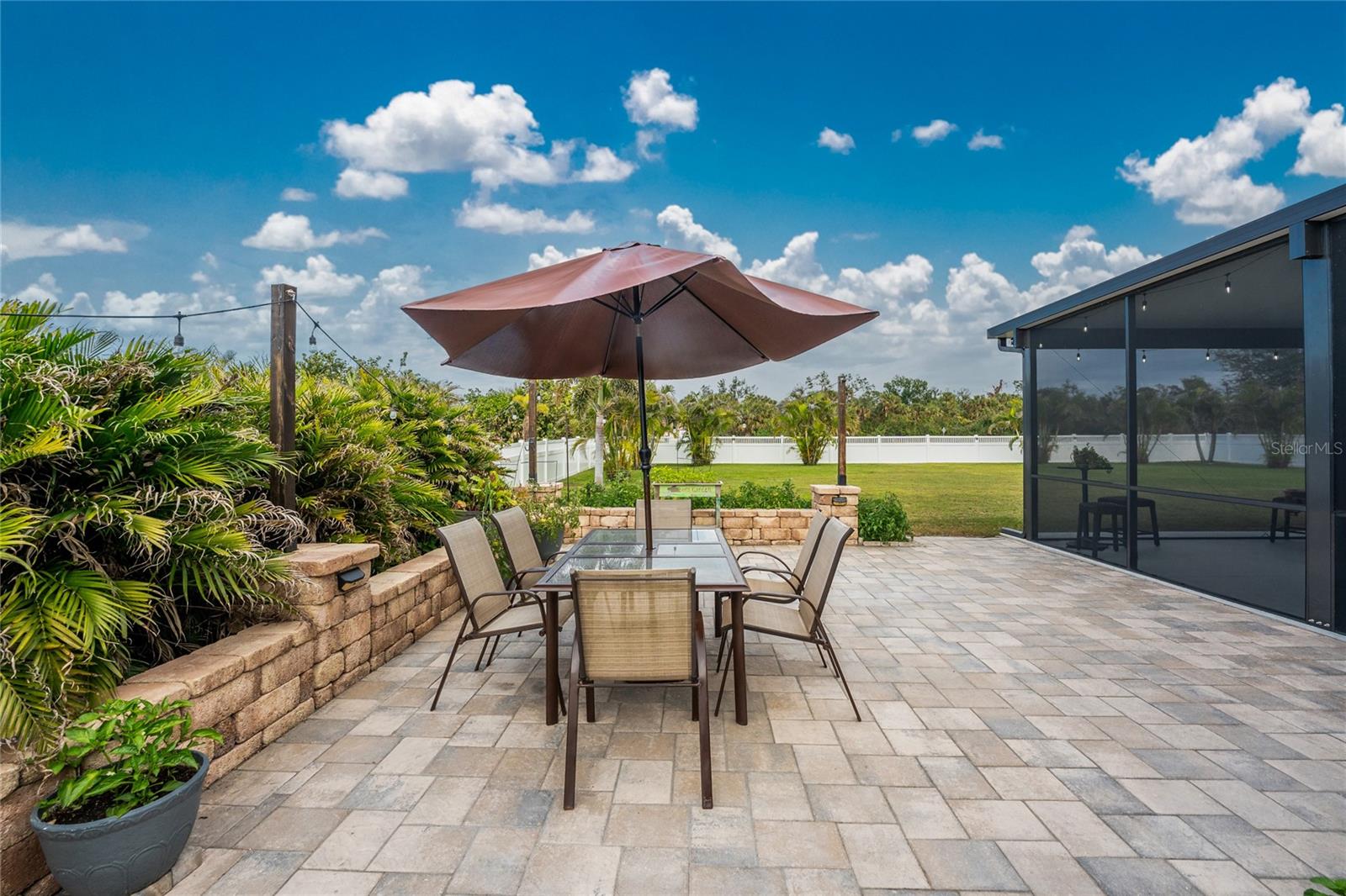142 ISLAND CT, ROTONDA WEST, FL, 33947