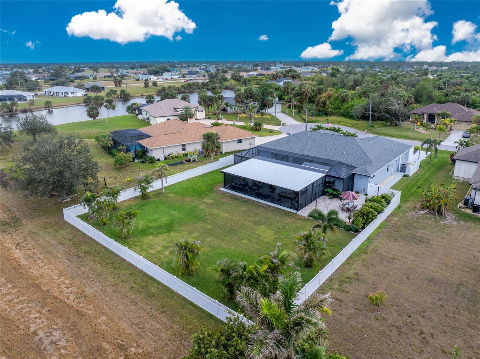 142 ISLAND CT, ROTONDA WEST, FL, 33947