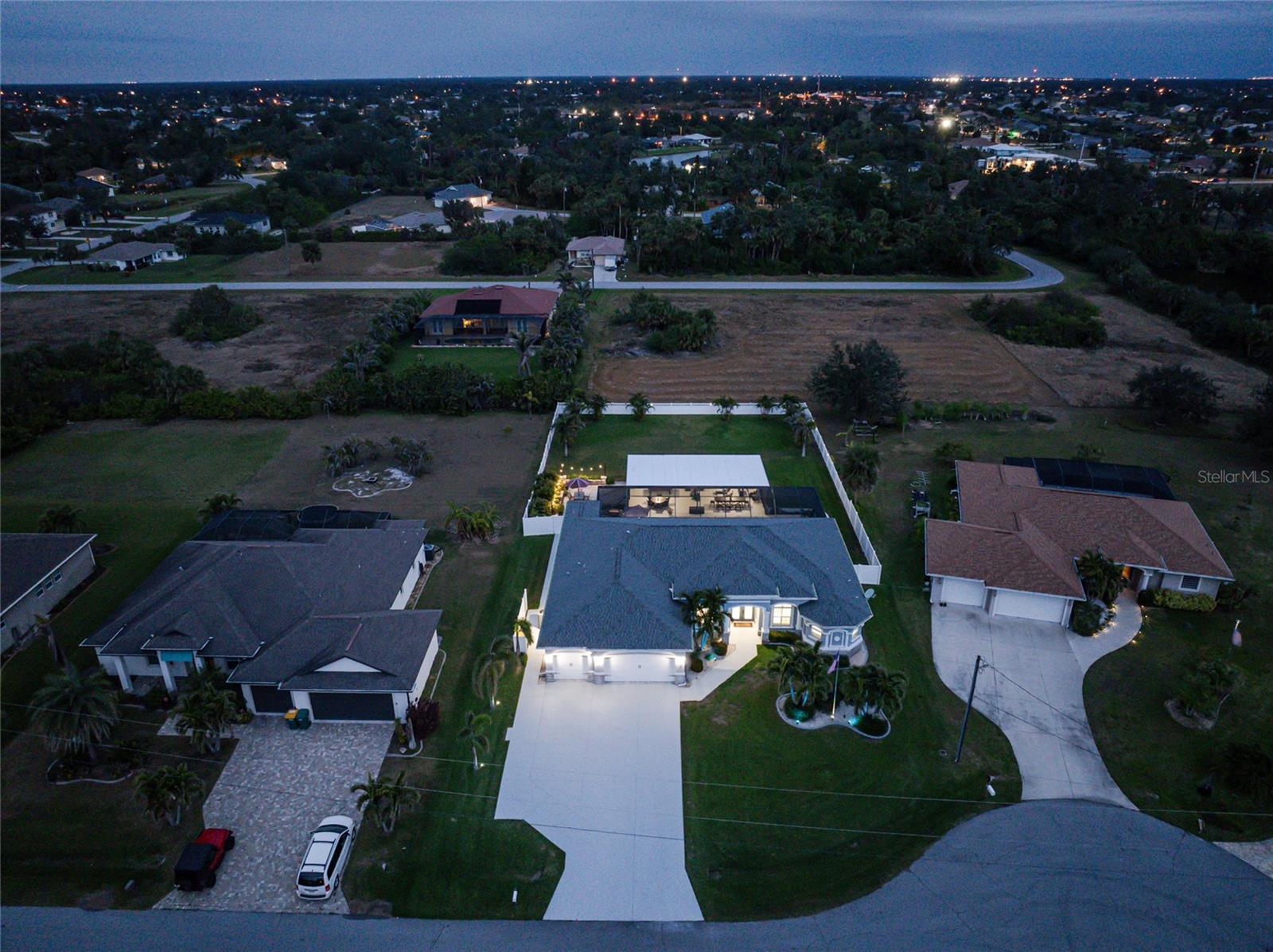 142 ISLAND CT, ROTONDA WEST, FL, 33947