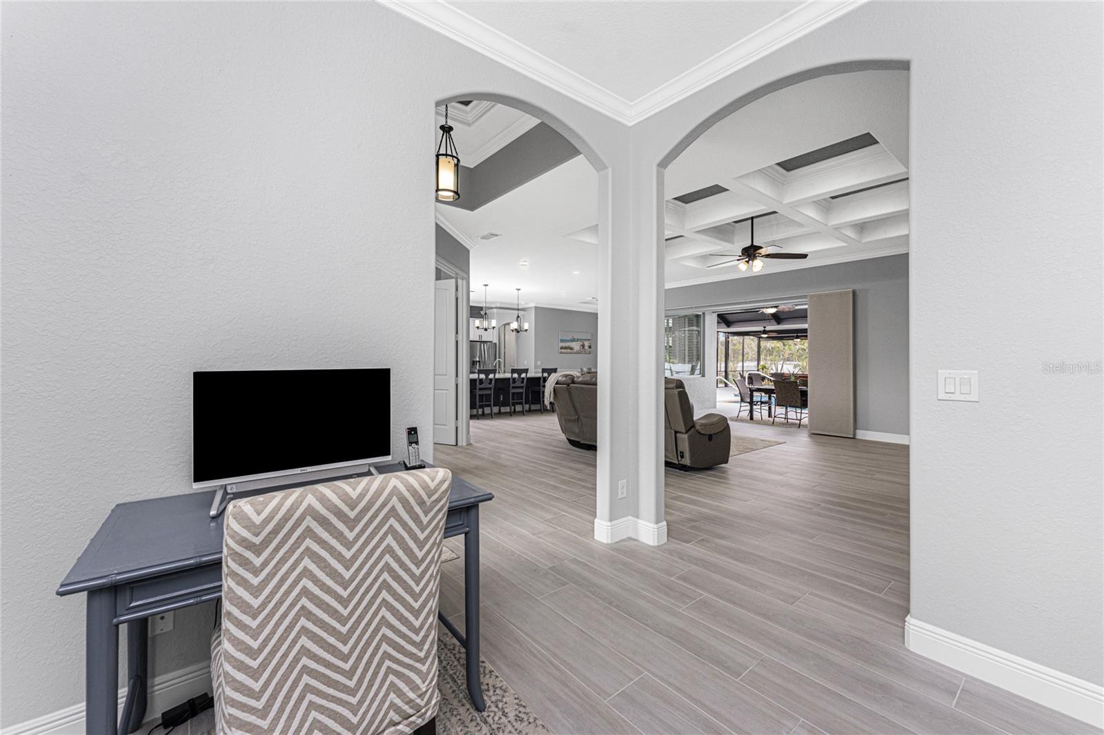 142 ISLAND CT, ROTONDA WEST, FL, 33947