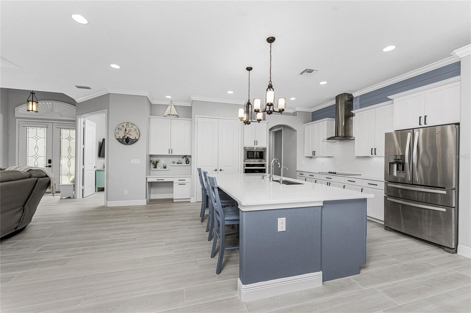 142 ISLAND CT, ROTONDA WEST, FL, 33947