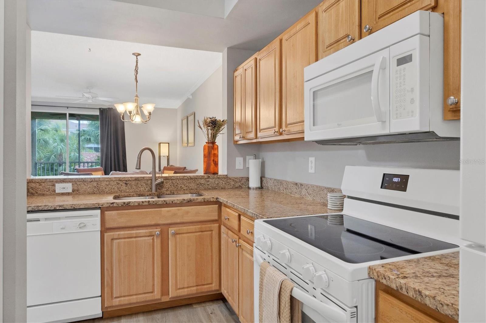 5700 BENTGRASS DR #16-211, SARASOTA, FL, 34235