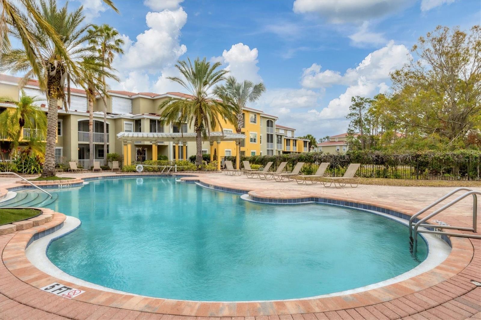 5700 BENTGRASS DR #16-211, SARASOTA, FL, 34235