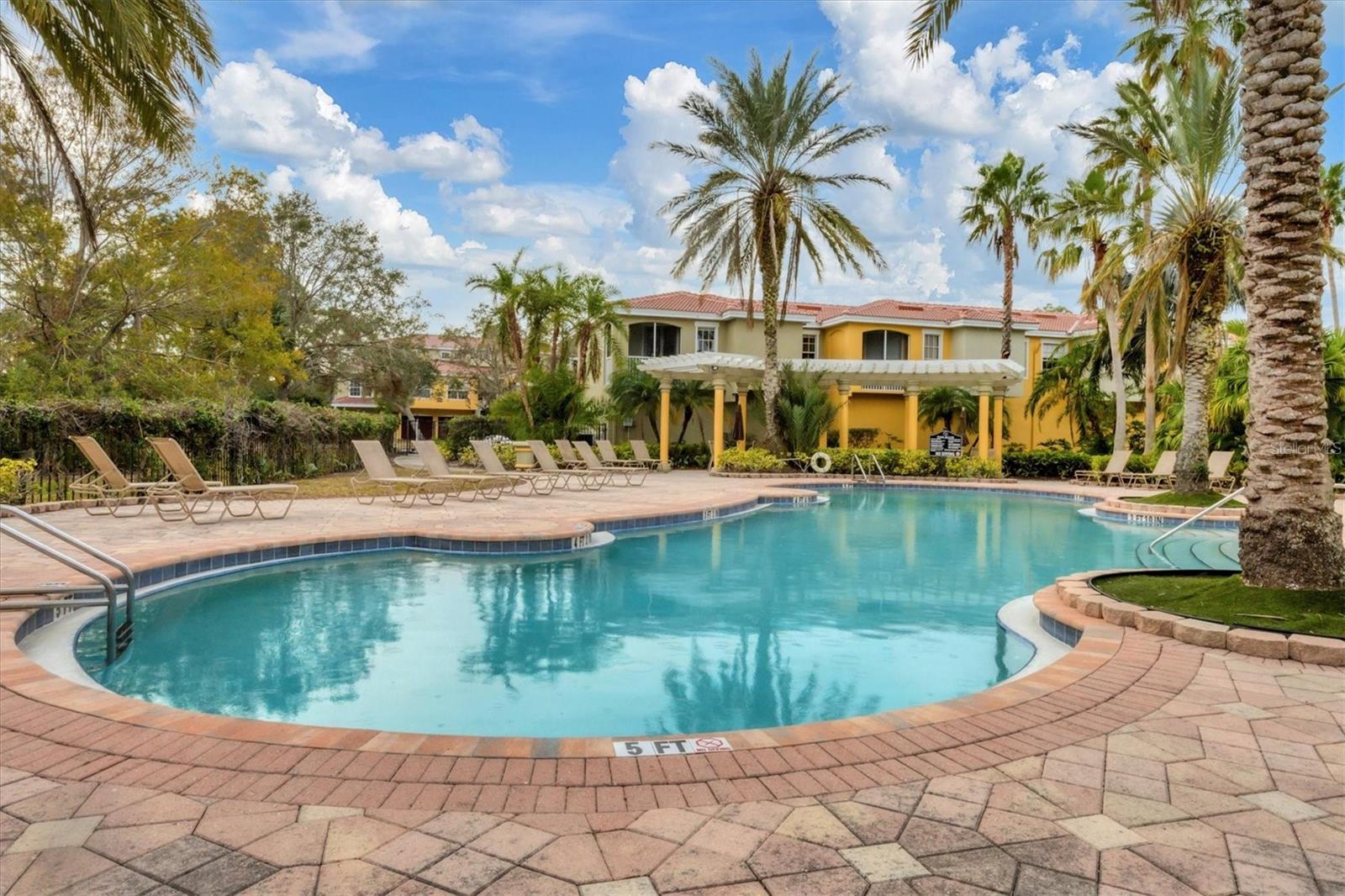 5700 BENTGRASS DR #16-211, SARASOTA, FL, 34235