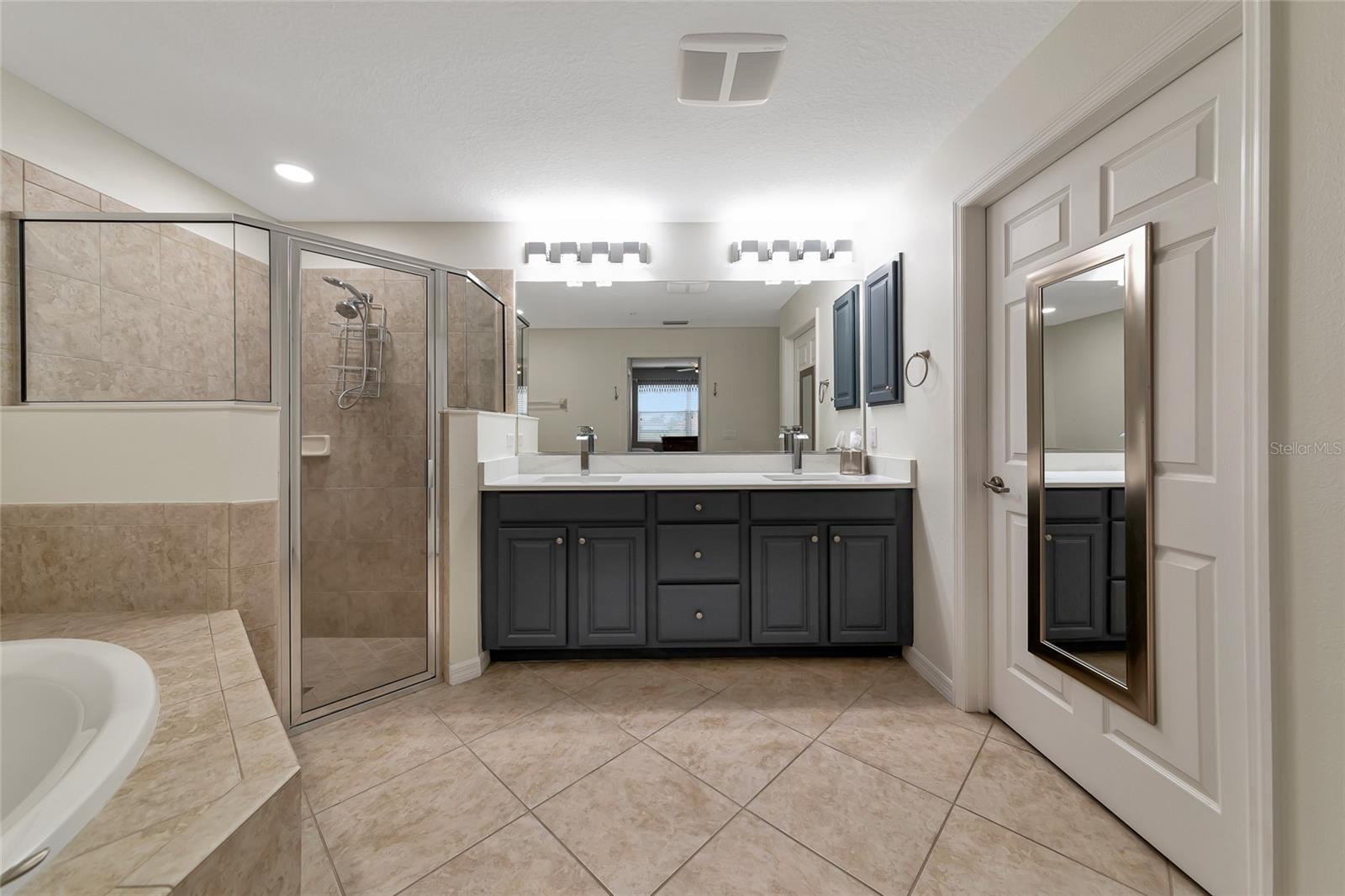 8402 GRAND ESTUARY TRL #101, BRADENTON, FL, 34212
