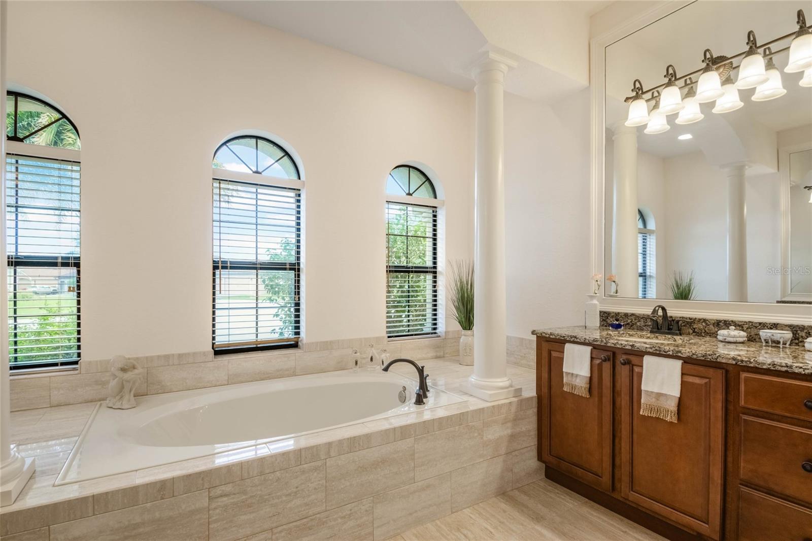 5521 HOGAN LN, WINTER HAVEN, FL, 33884