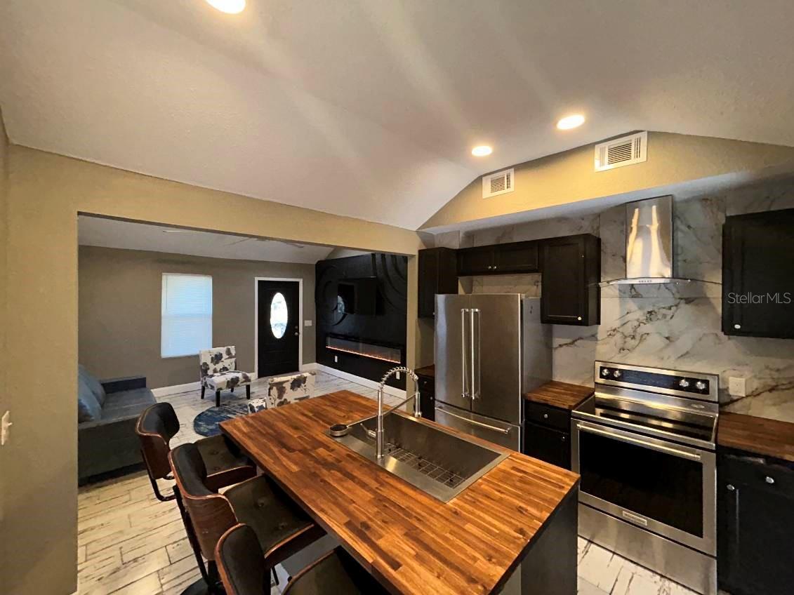 440 THOMPSON ST, JACKSONVILLE, FL, 32254