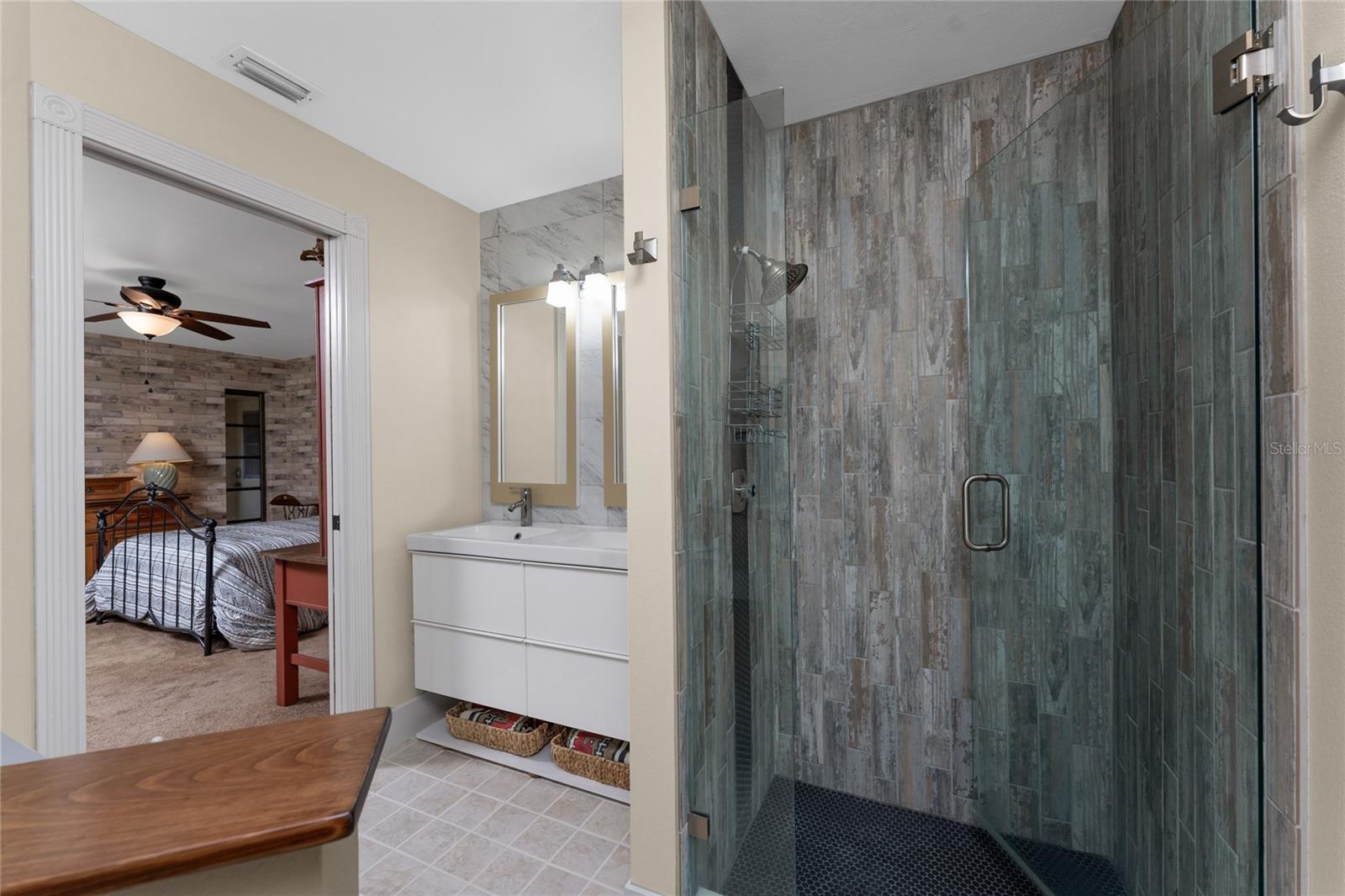 307 GLADSTONE BLVD, ENGLEWOOD, FL, 34223