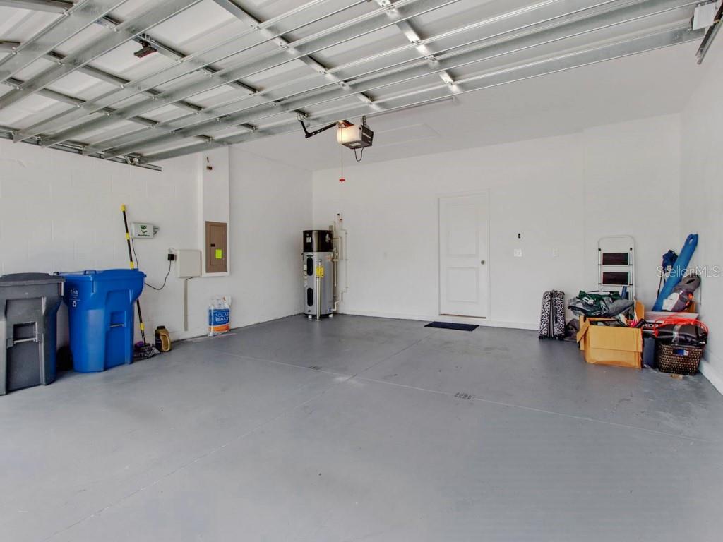 13237 SATIN LILY DR, RIVERVIEW, FL, 33579