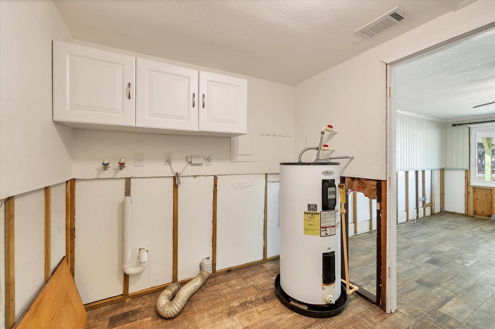 609 W PERRY ST, ENGLEWOOD, FL, 34223