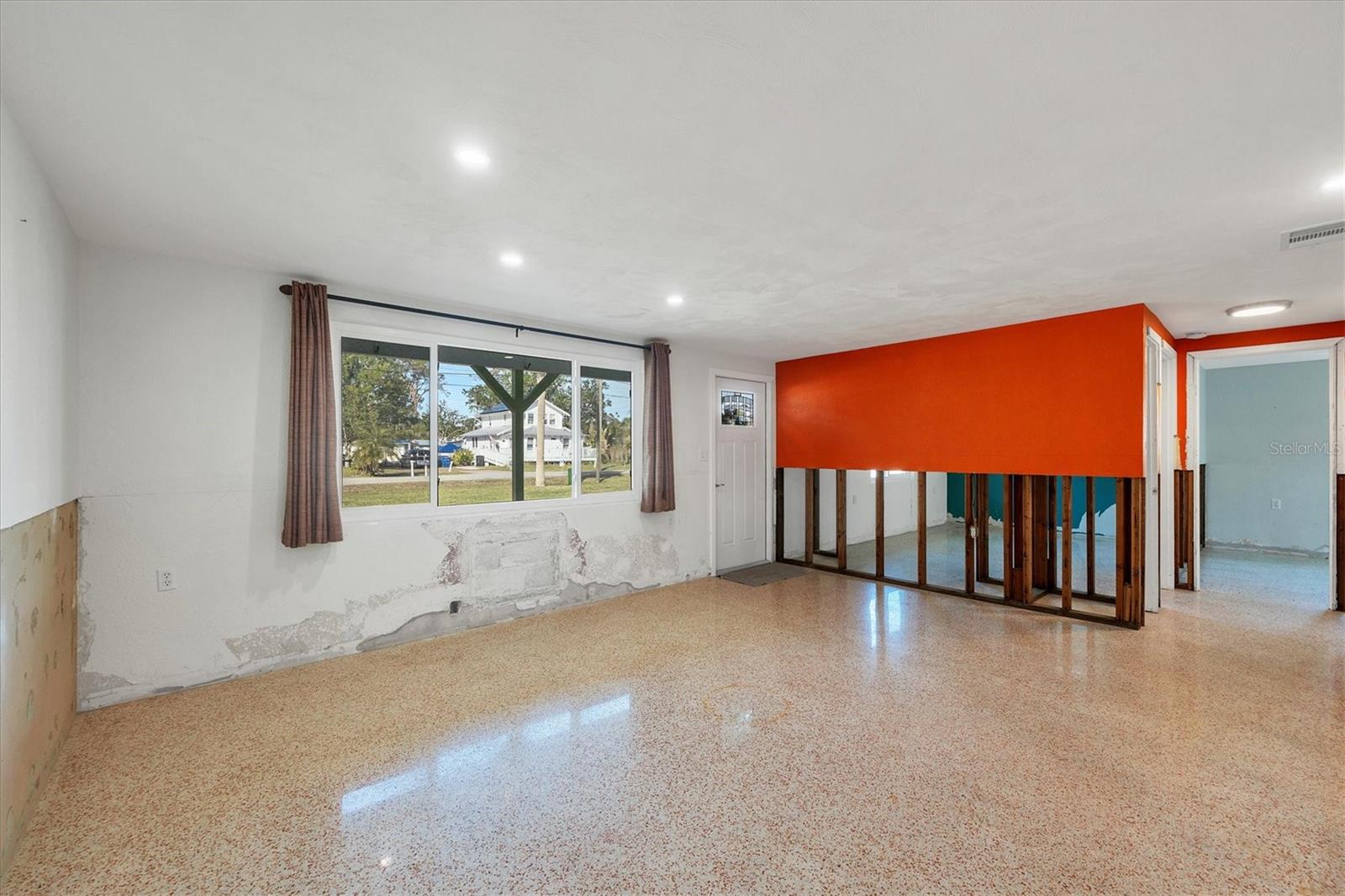 609 W PERRY ST, ENGLEWOOD, FL, 34223