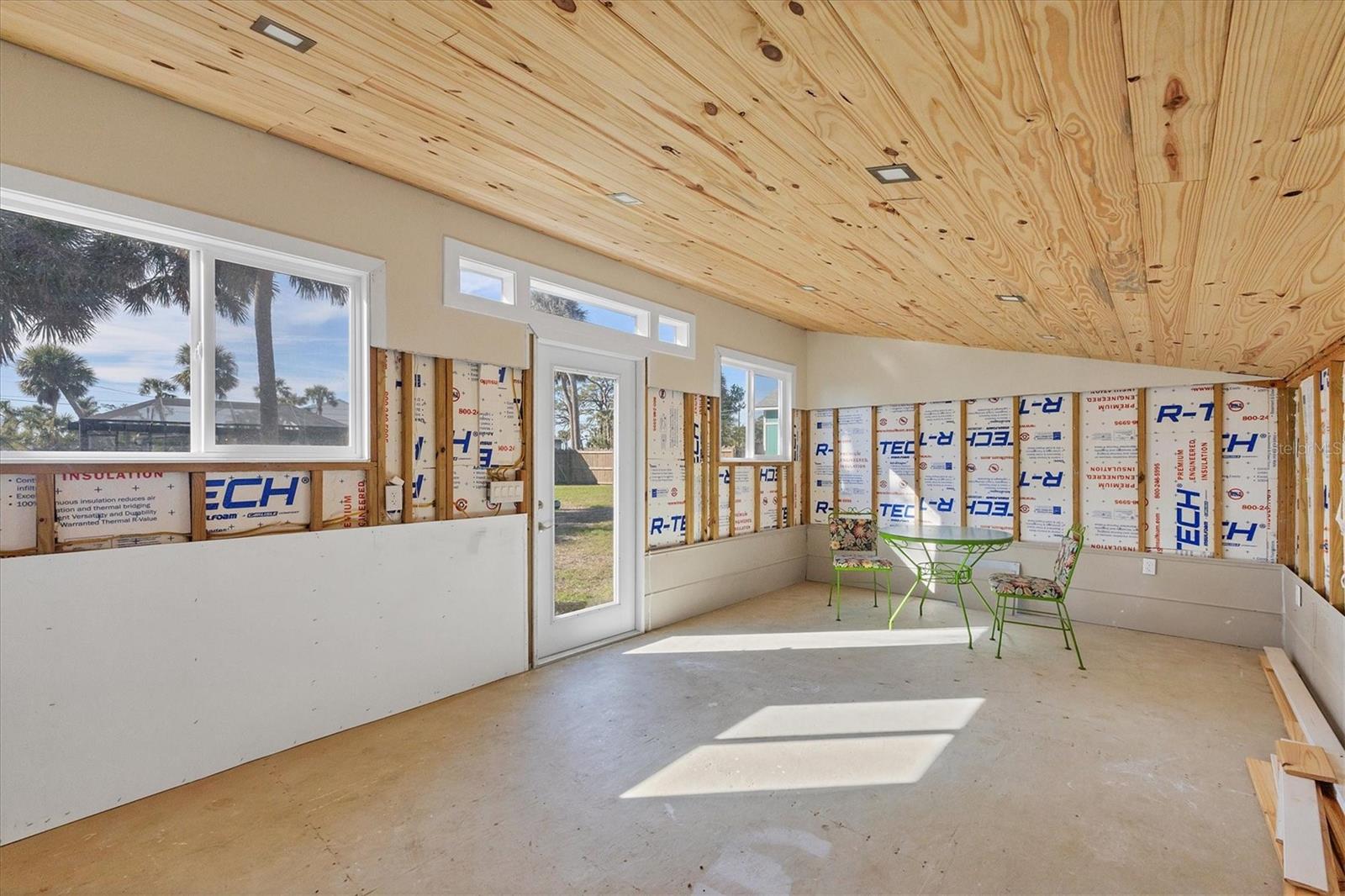 609 W PERRY ST, ENGLEWOOD, FL, 34223