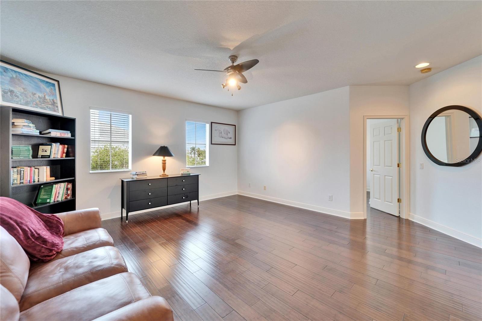 402 ISLEBAY DR, APOLLO BEACH, FL, 33572