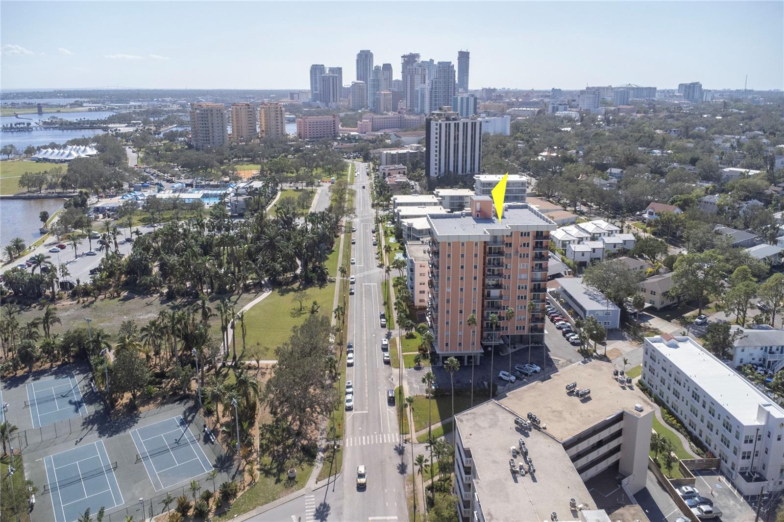 1120 N SHORE DR NE #1103, ST PETERSBURG, FL, 33701