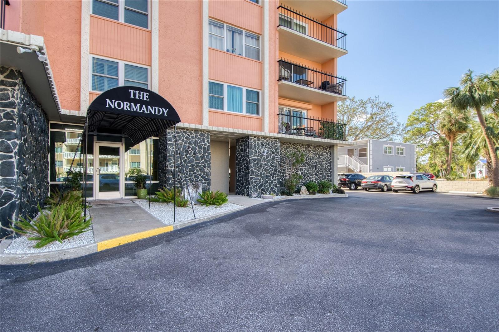 1120 N SHORE DR NE #1103, ST PETERSBURG, FL, 33701