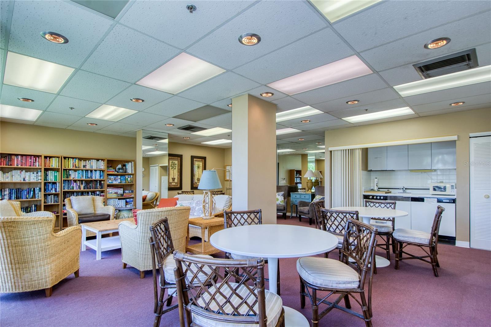 1120 N SHORE DR NE #1103, ST PETERSBURG, FL, 33701