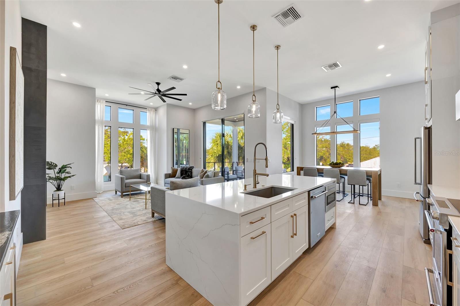 331 ALBERT ST, DUNEDIN, FL, 34698